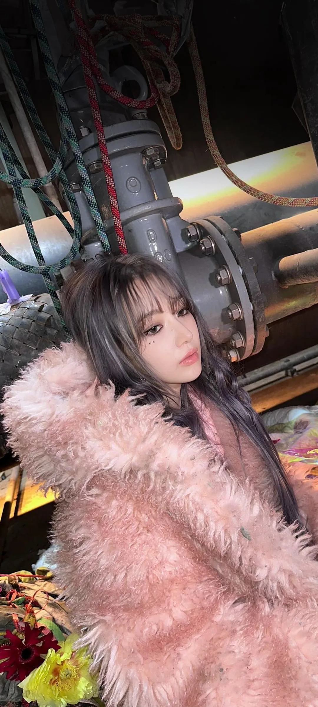 Fond d'écran de verrouillage mobile Sakura Miyawaki 4K HD télécharger — IZ*ONE, LE SSERAFIM