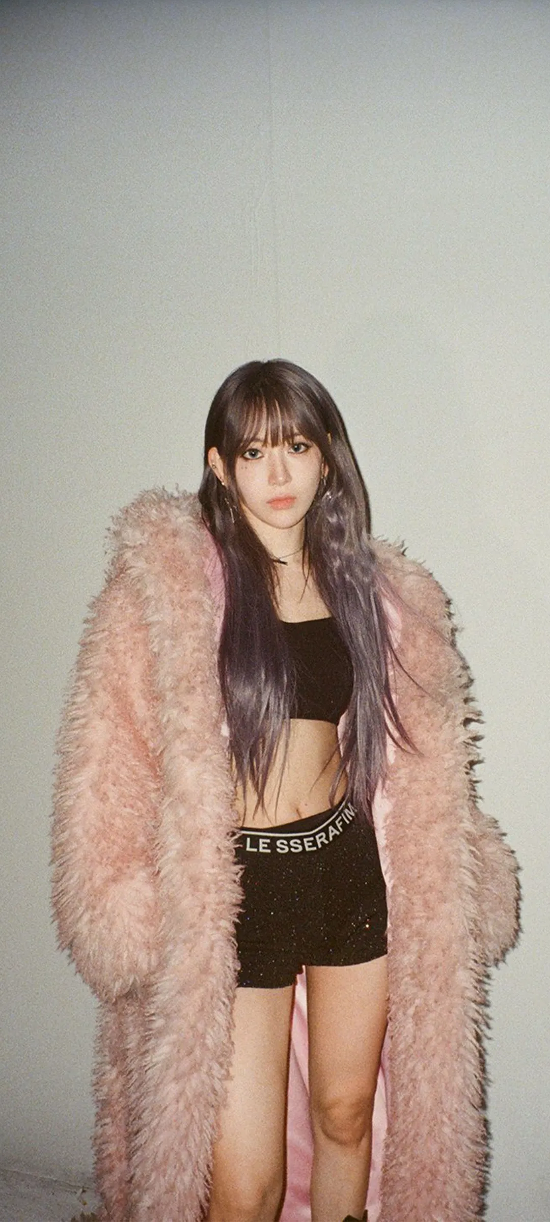 Fond d'écran de verrouillage mobile Sakura Miyawaki 4K HD télécharger — IZ*ONE, LE SSERAFIM