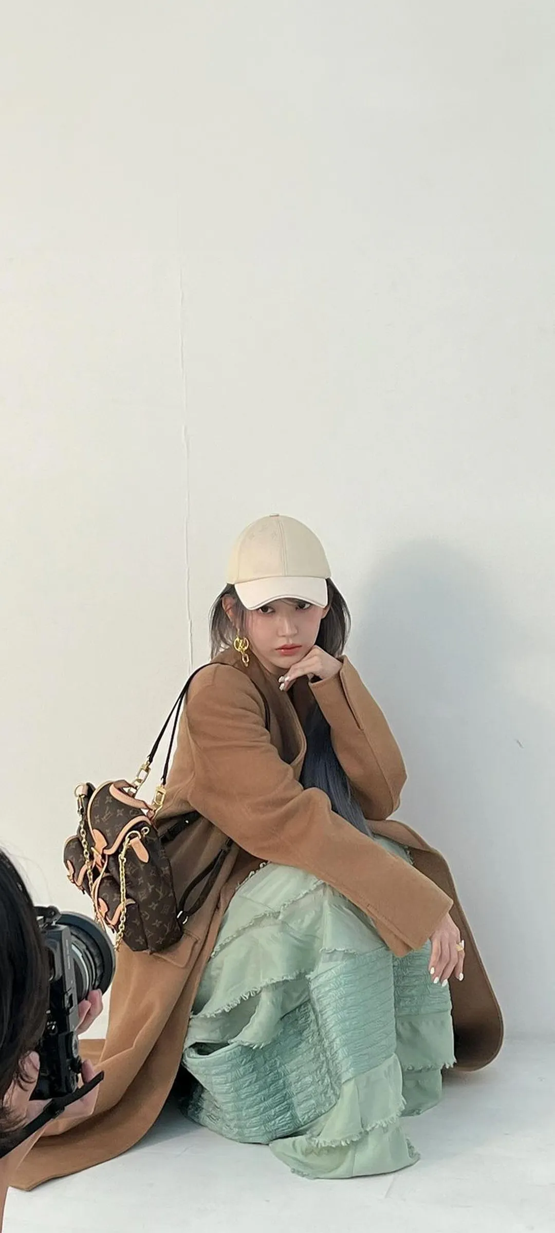 Fond d'écran de verrouillage mobile Sakura Miyawaki 4K HD télécharger — IZ*ONE, LE SSERAFIM