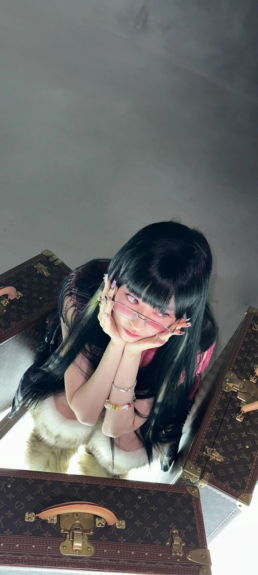 Fond d'écran de verrouillage mobile Sakura Miyawaki 4K HD télécharger — IZ*ONE, LE SSERAFIM