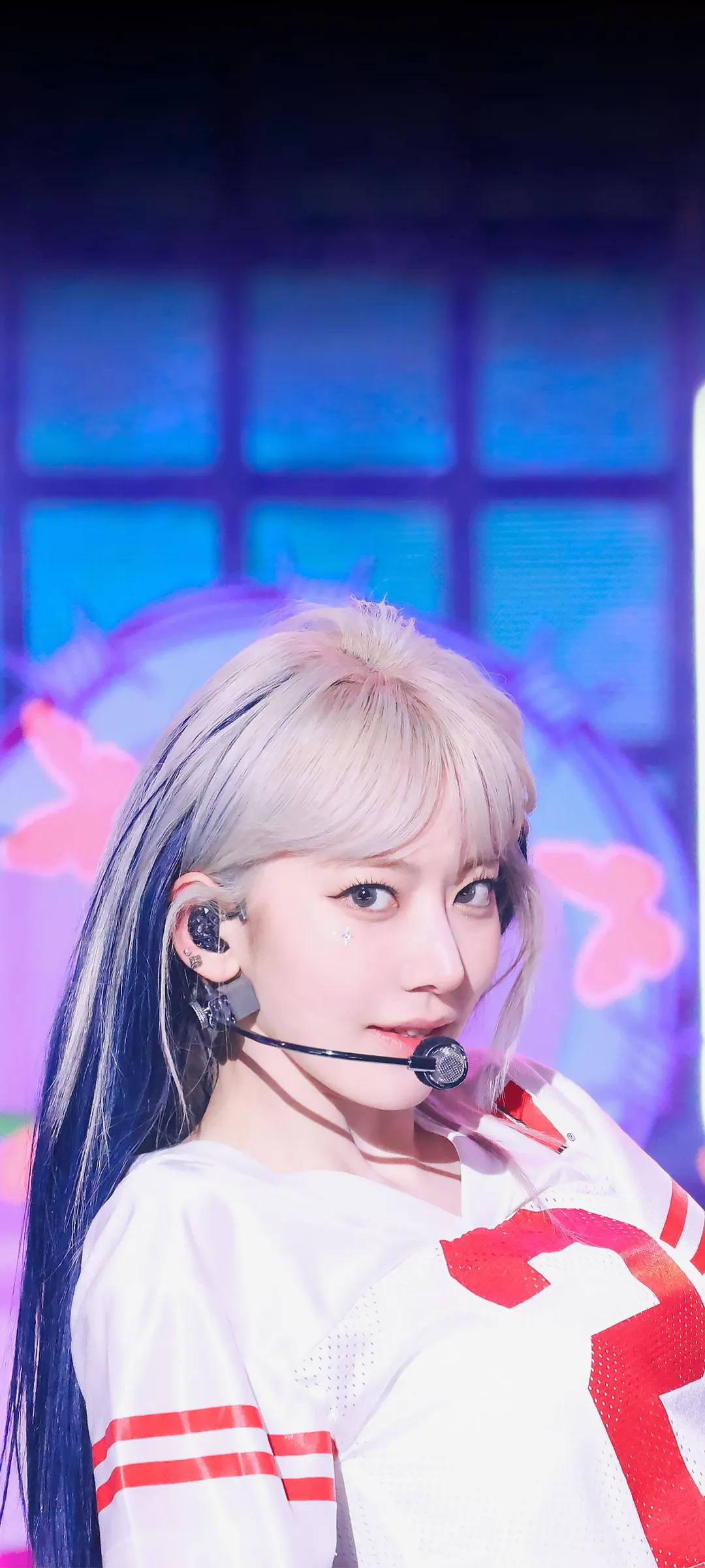 Fond d'écran de verrouillage mobile Sakura Miyawaki 4K HD télécharger — IZ*ONE, LE SSERAFIM