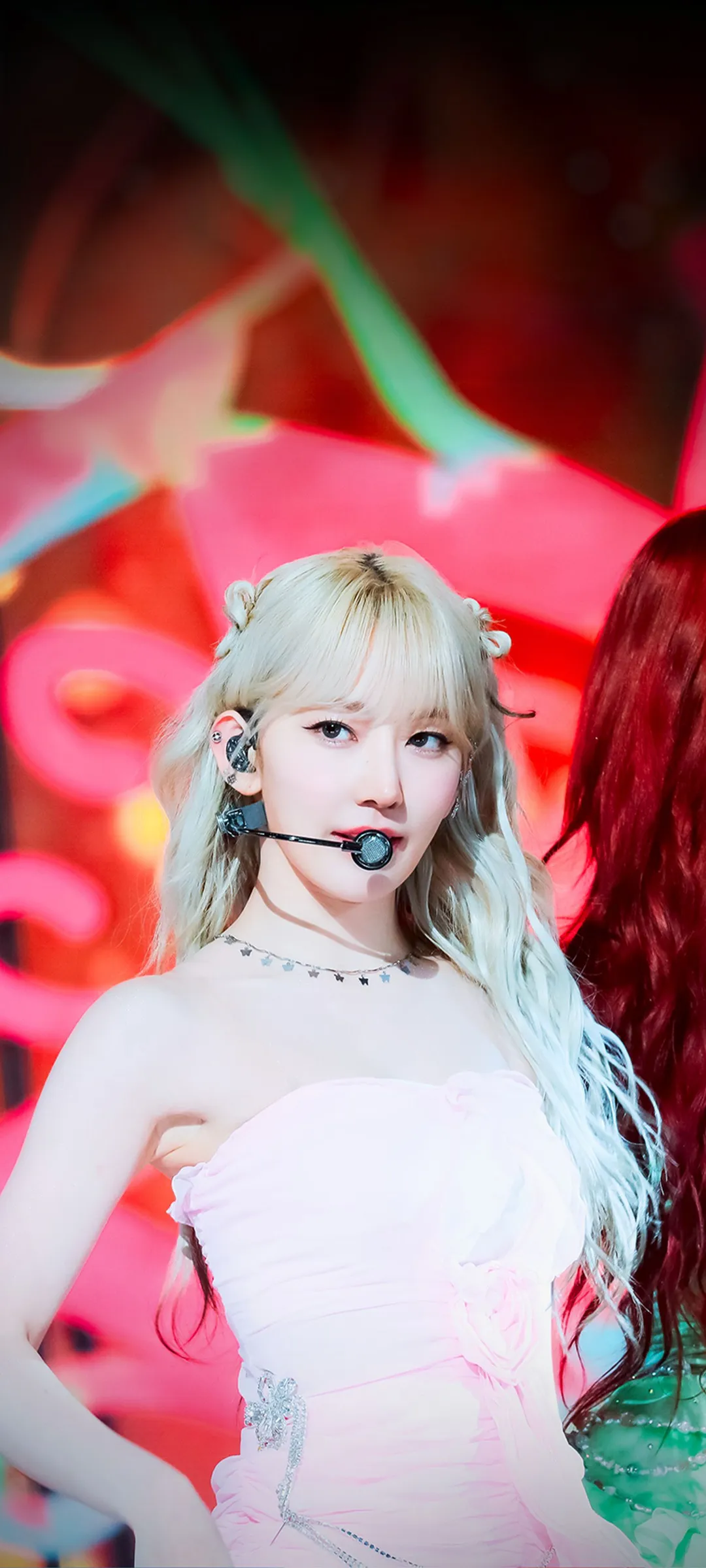 Fond d'écran de verrouillage mobile Sakura Miyawaki 4K HD télécharger — IZ*ONE, LE SSERAFIM