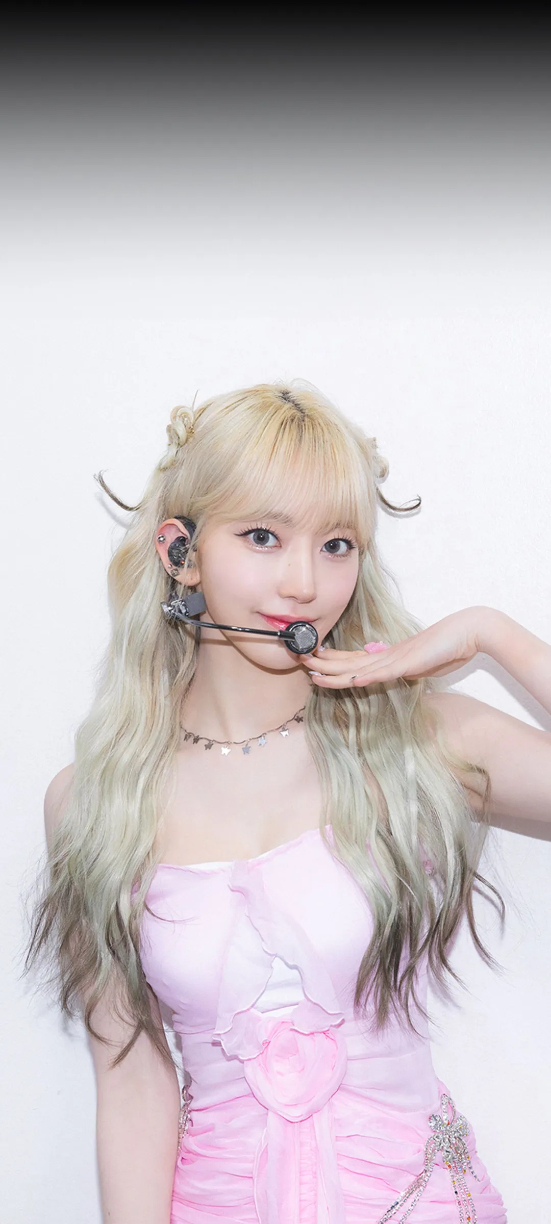 Fond d'écran de verrouillage mobile Sakura Miyawaki 4K HD télécharger — IZ*ONE, LE SSERAFIM
