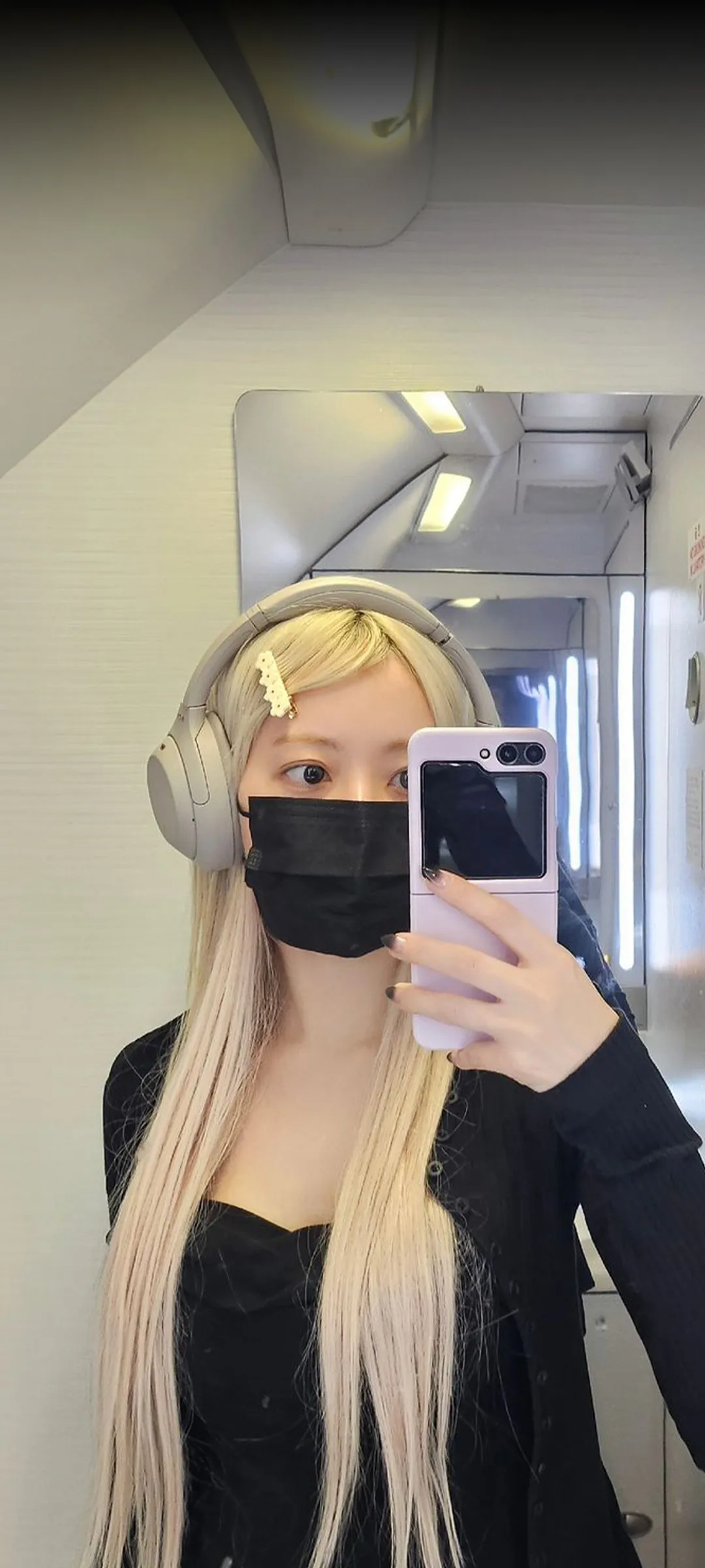 Fond d'écran de verrouillage mobile Sakura Miyawaki 4K HD télécharger — IZ*ONE, LE SSERAFIM