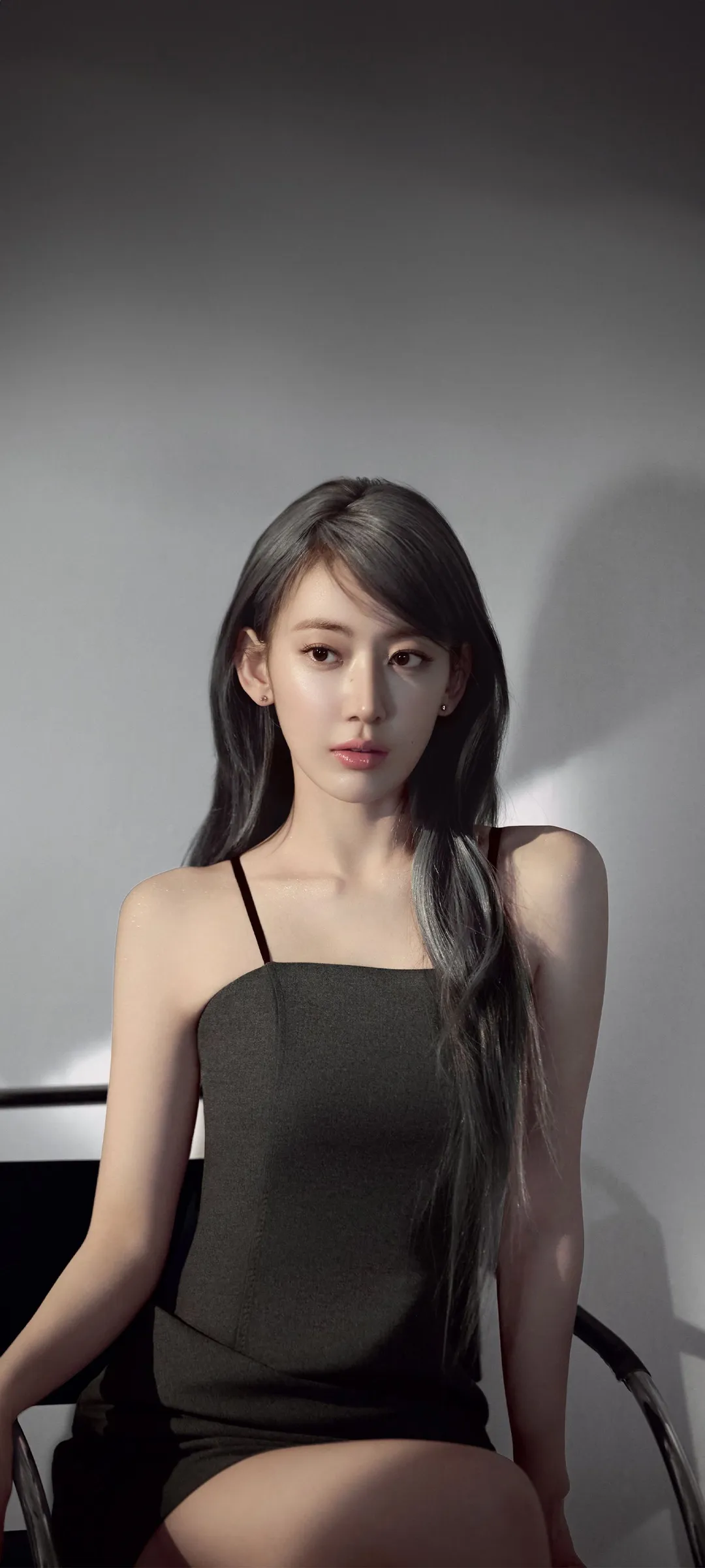 Fond d'écran de verrouillage mobile Sakura Miyawaki 4K HD télécharger — IZ*ONE, LE SSERAFIM