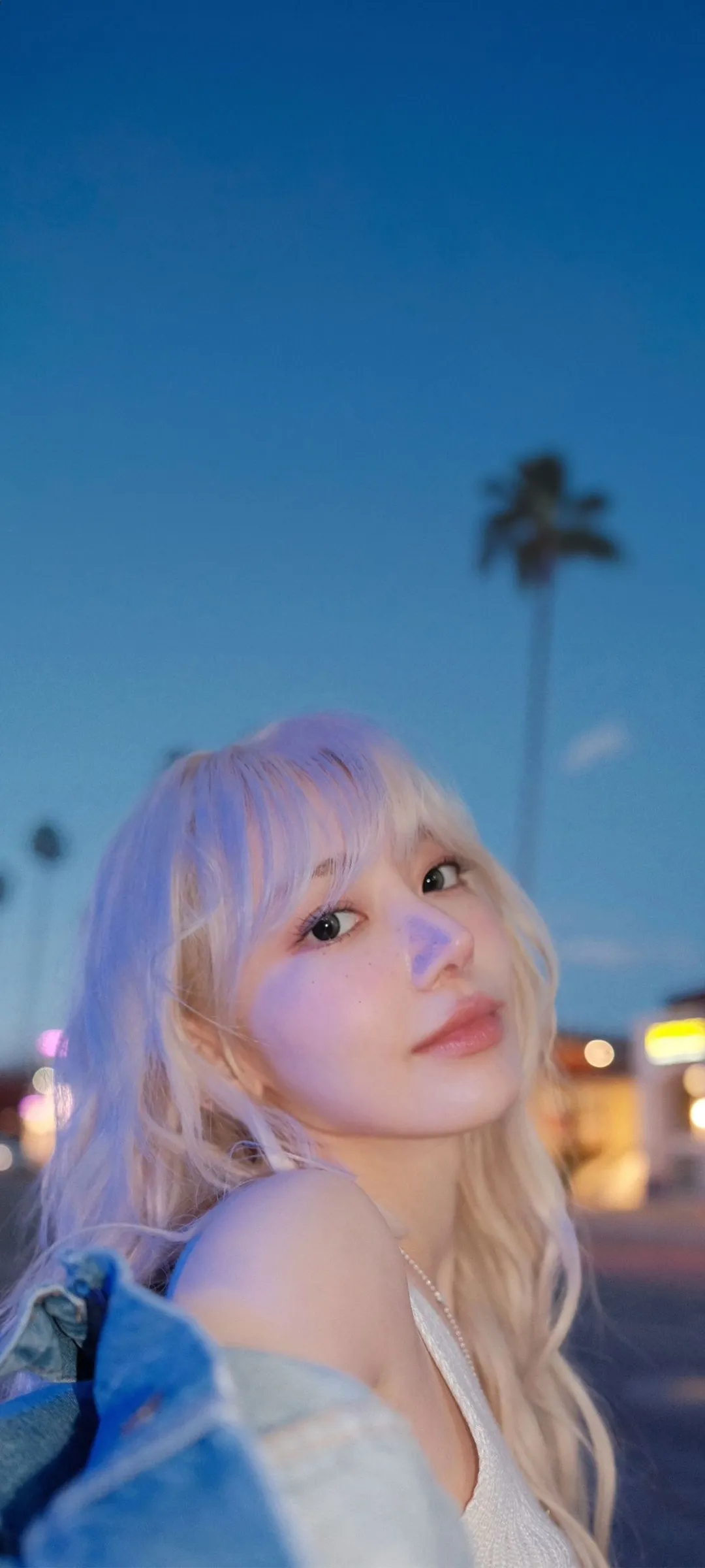 Fond d'écran de verrouillage mobile Sakura Miyawaki 4K HD télécharger — IZ*ONE, LE SSERAFIM