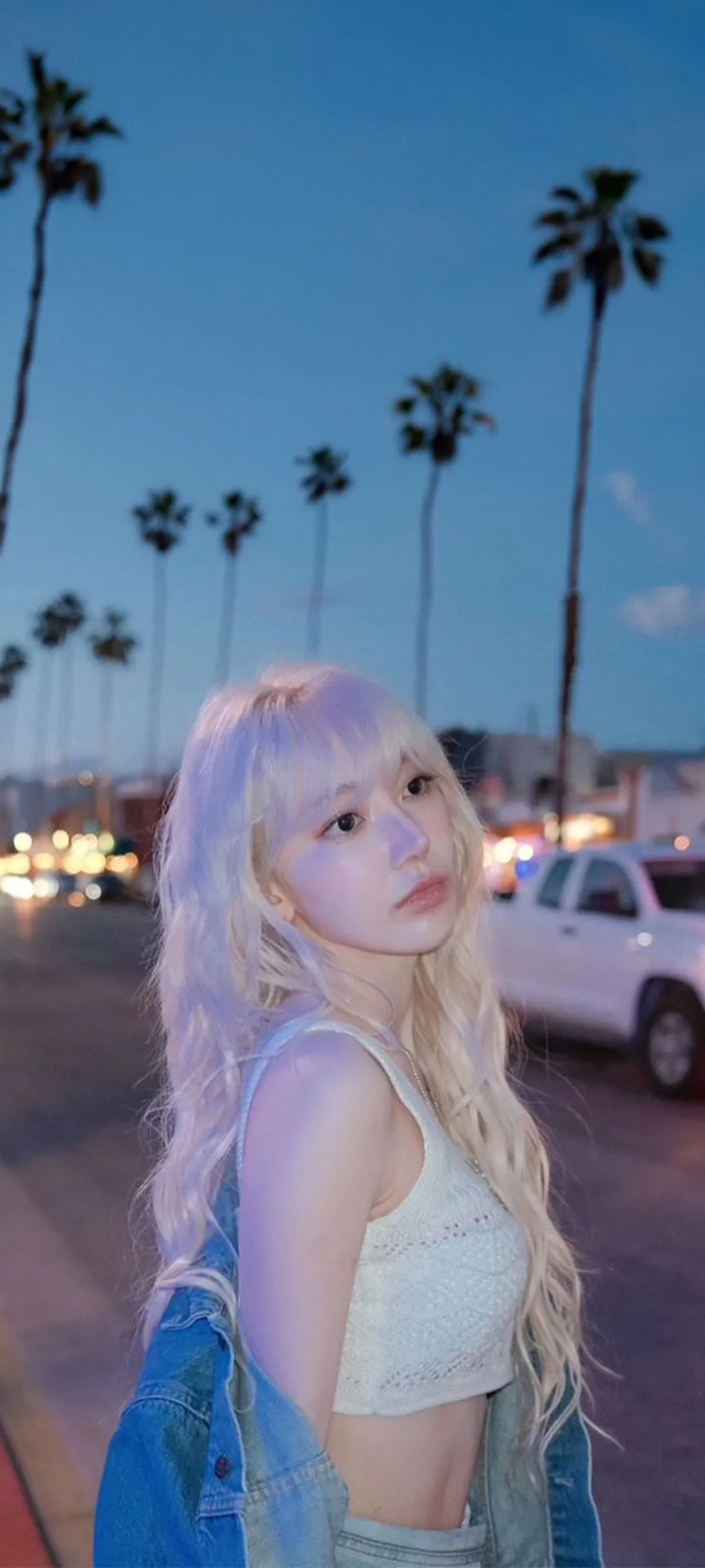 Fond d'écran de verrouillage mobile Sakura Miyawaki 4K HD télécharger — IZ*ONE, LE SSERAFIM
