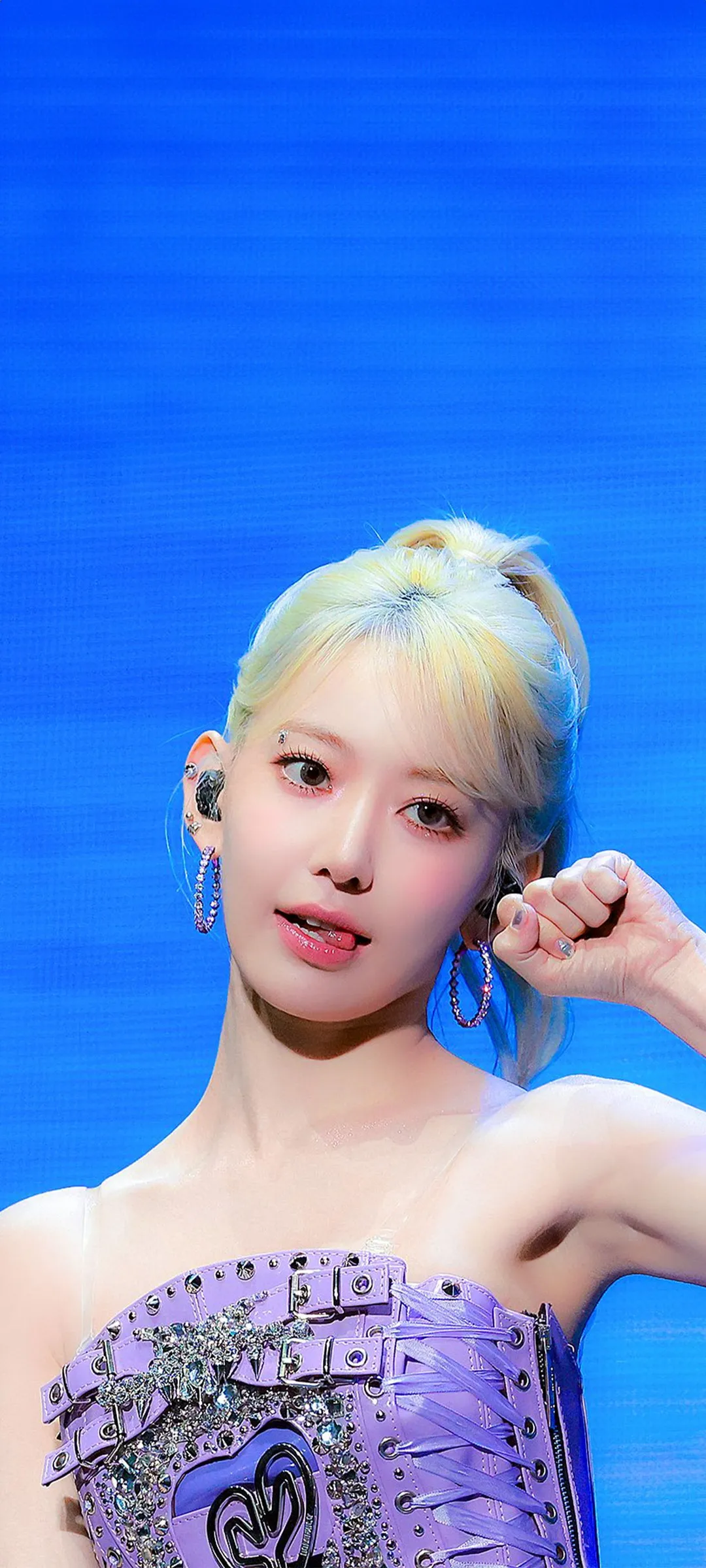 Fond d'écran de verrouillage mobile Sakura Miyawaki 4K HD télécharger — IZ*ONE, LE SSERAFIM