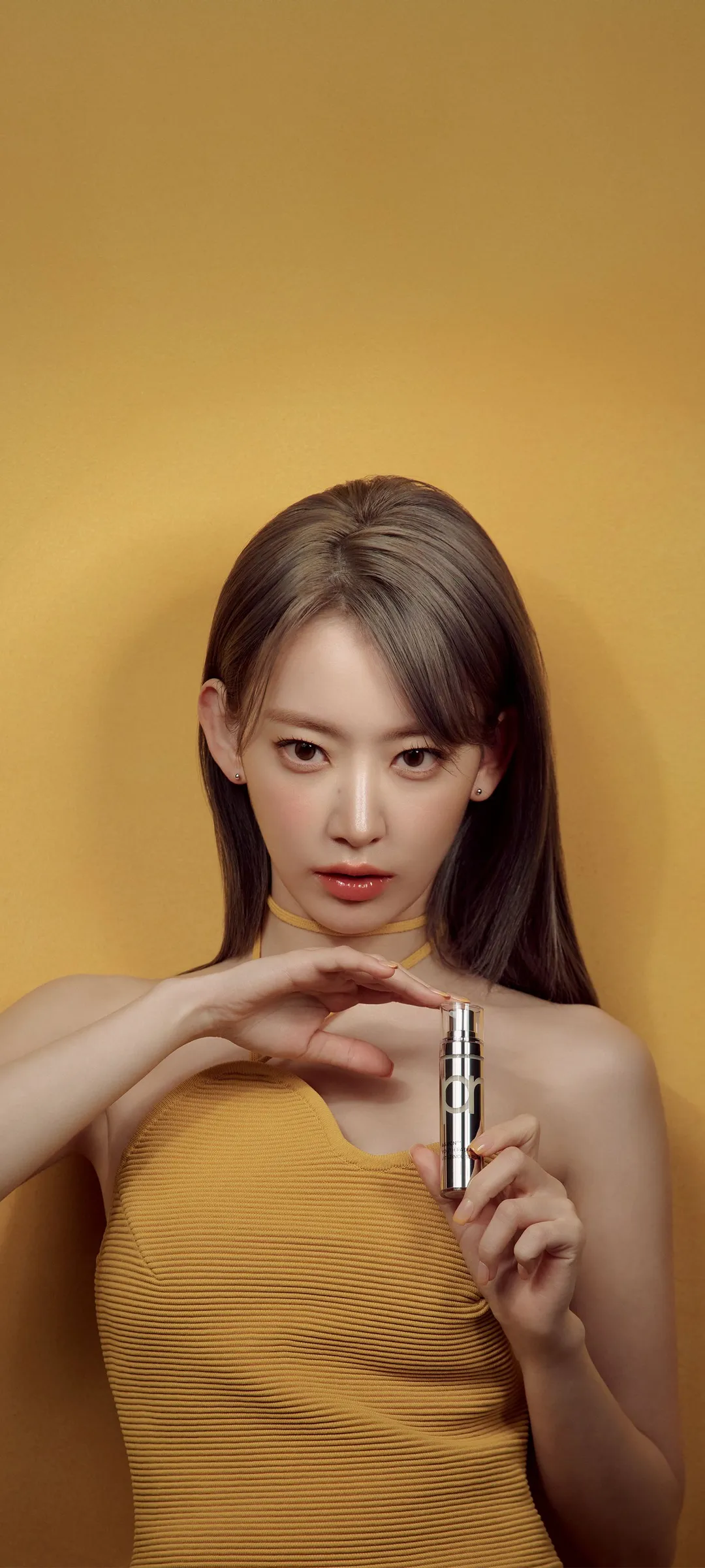 Fond d'écran de verrouillage mobile Sakura Miyawaki 4K HD télécharger — IZ*ONE, LE SSERAFIM