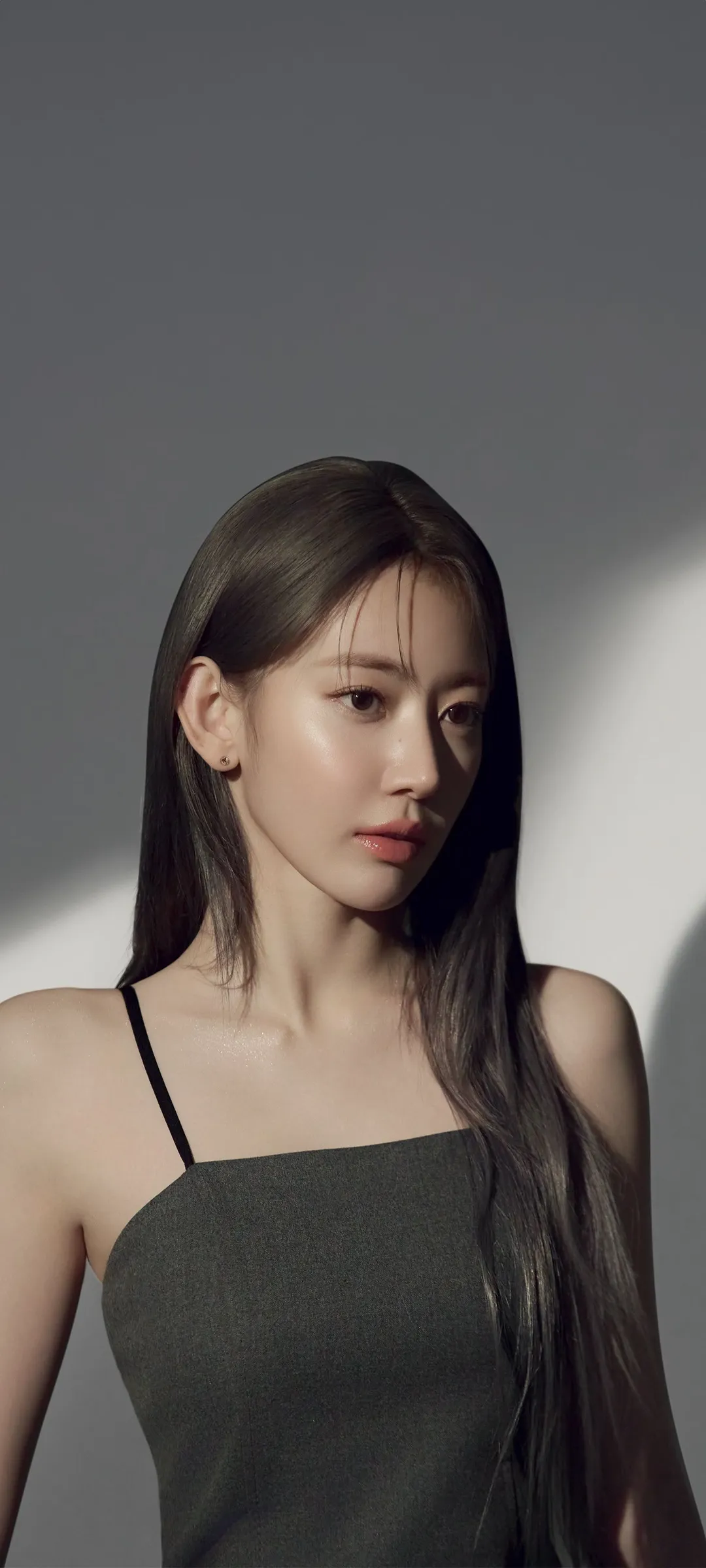 Fond d'écran de verrouillage mobile Sakura Miyawaki 4K HD télécharger — IZ*ONE, LE SSERAFIM