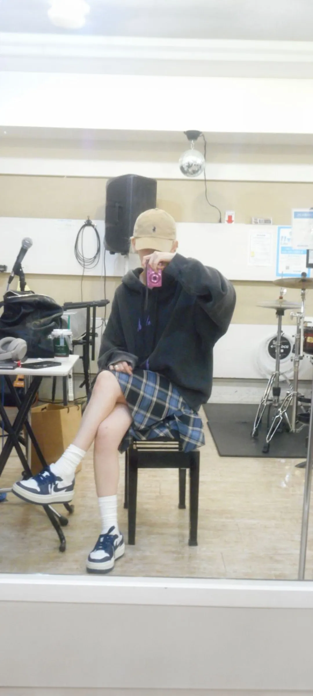 Fond d'écran de verrouillage mobile Sakura Miyawaki 4K HD télécharger — IZ*ONE, LE SSERAFIM