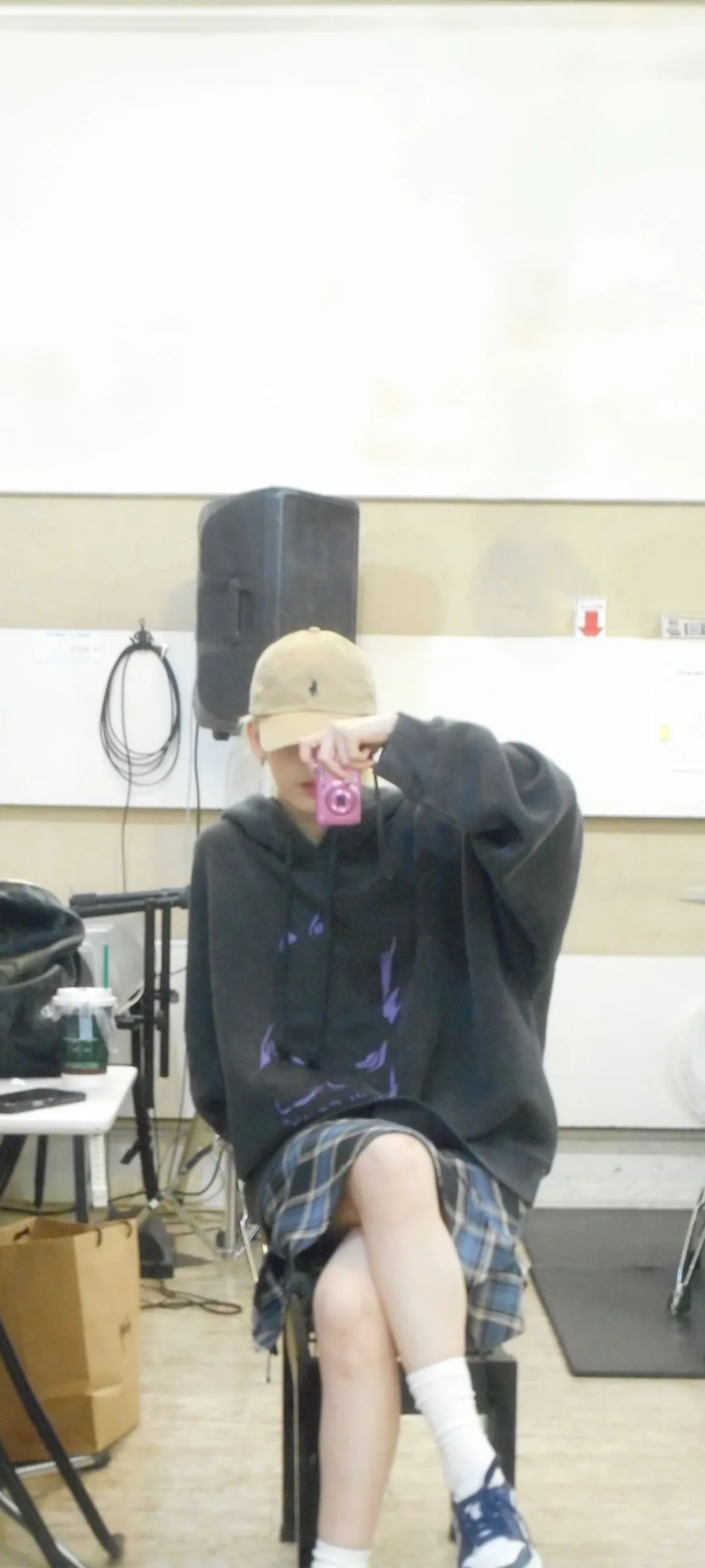 Fond d'écran de verrouillage mobile Sakura Miyawaki 4K HD télécharger — IZ*ONE, LE SSERAFIM