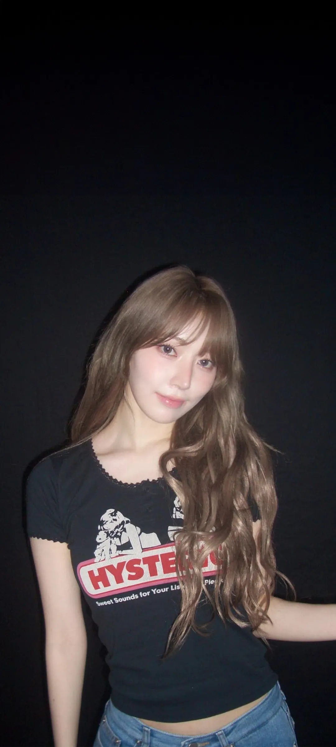Fond d'écran de verrouillage mobile Sakura Miyawaki 4K HD télécharger — IZ*ONE, LE SSERAFIM