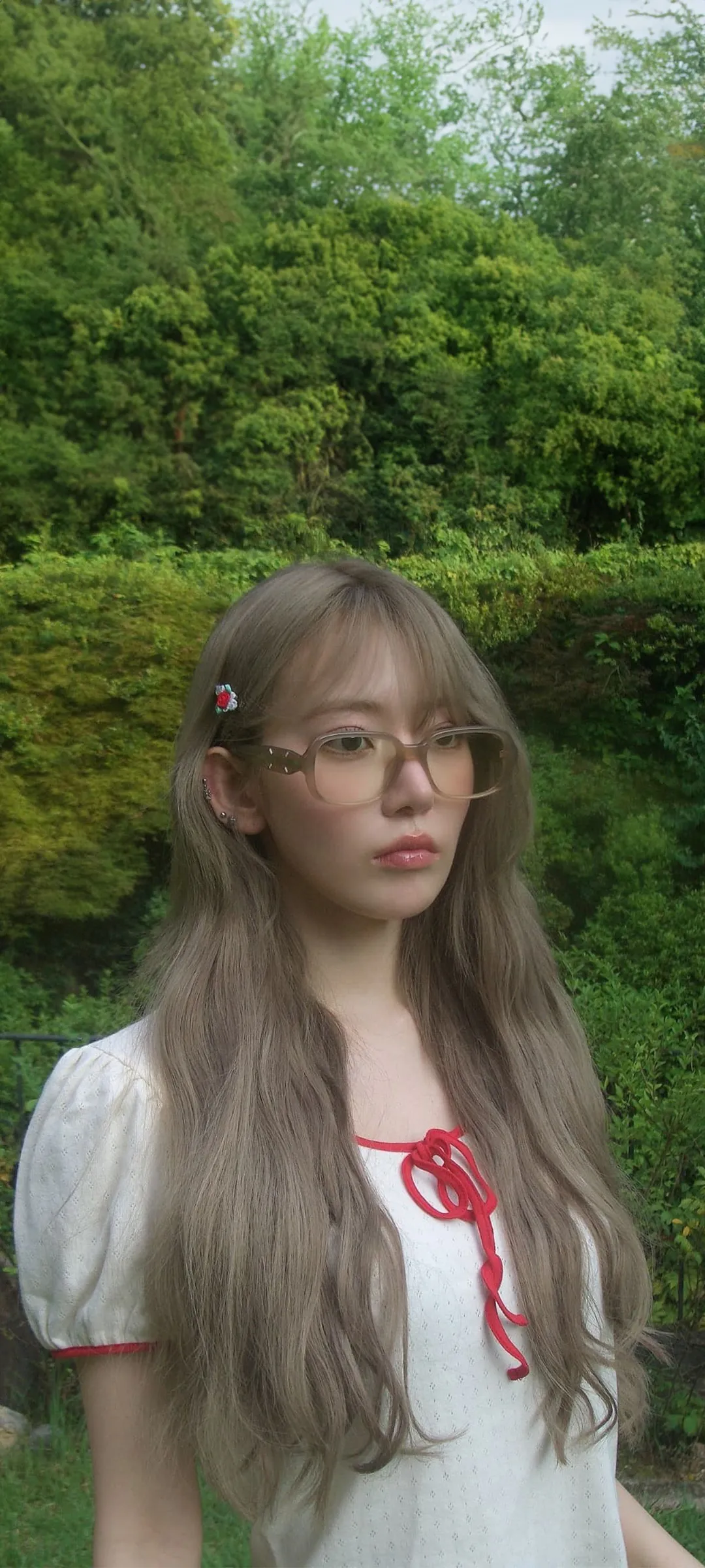 Fond d'écran de verrouillage mobile Sakura Miyawaki 4K HD télécharger — IZ*ONE, LE SSERAFIM