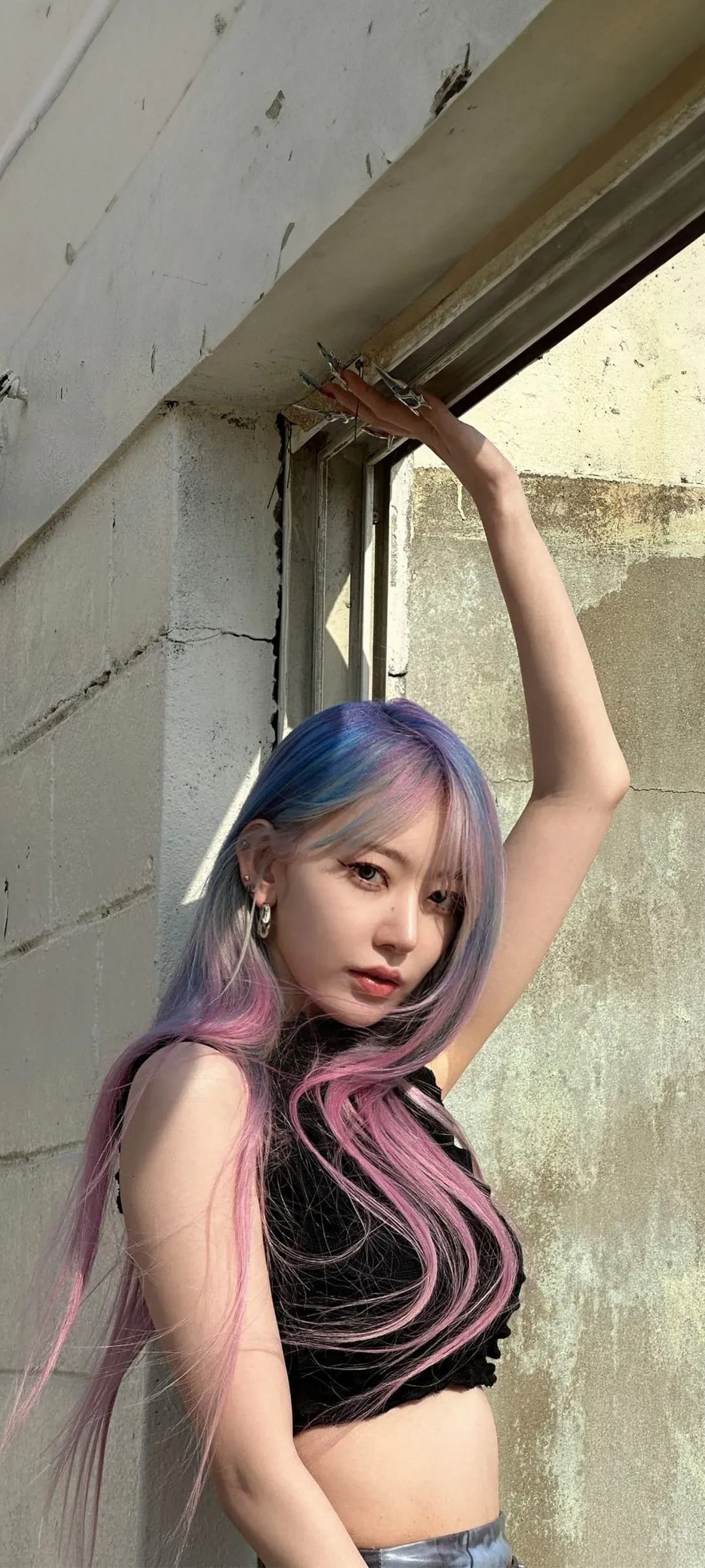 Fond d'écran de verrouillage mobile Sakura Miyawaki 4K HD télécharger — IZ*ONE, LE SSERAFIM