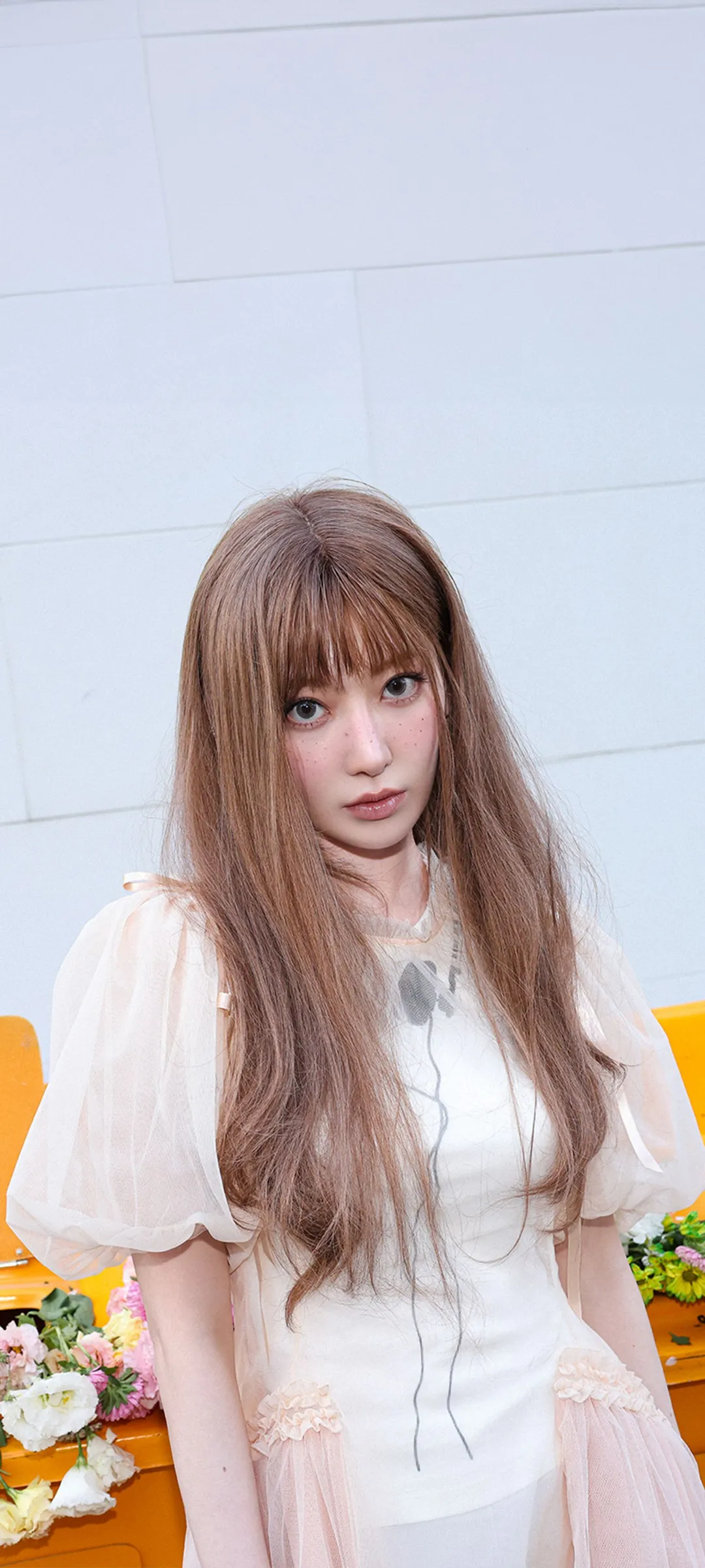 Fond d'écran de verrouillage mobile Sakura Miyawaki 4K HD télécharger — IZ*ONE, LE SSERAFIM