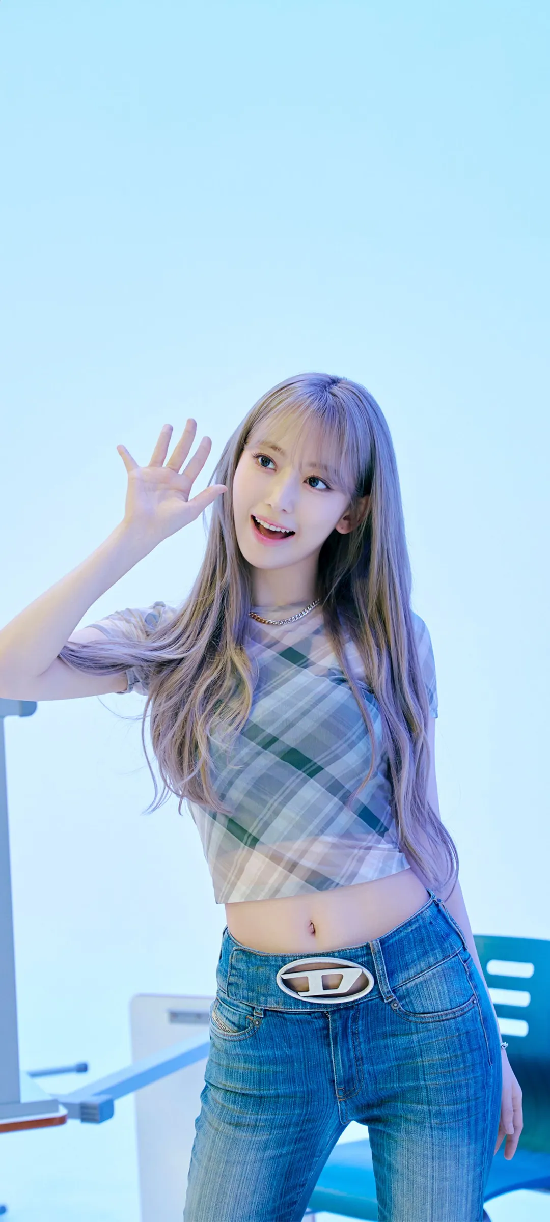 Fond d'écran de verrouillage mobile Sakura Miyawaki 4K HD télécharger — IZ*ONE, LE SSERAFIM