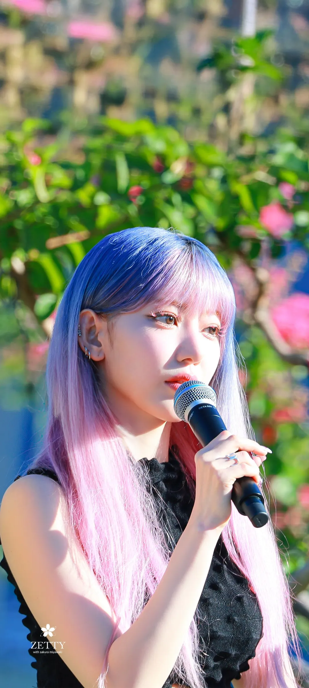 Fond d'écran de verrouillage mobile Sakura Miyawaki 4K HD télécharger — IZ*ONE, LE SSERAFIM