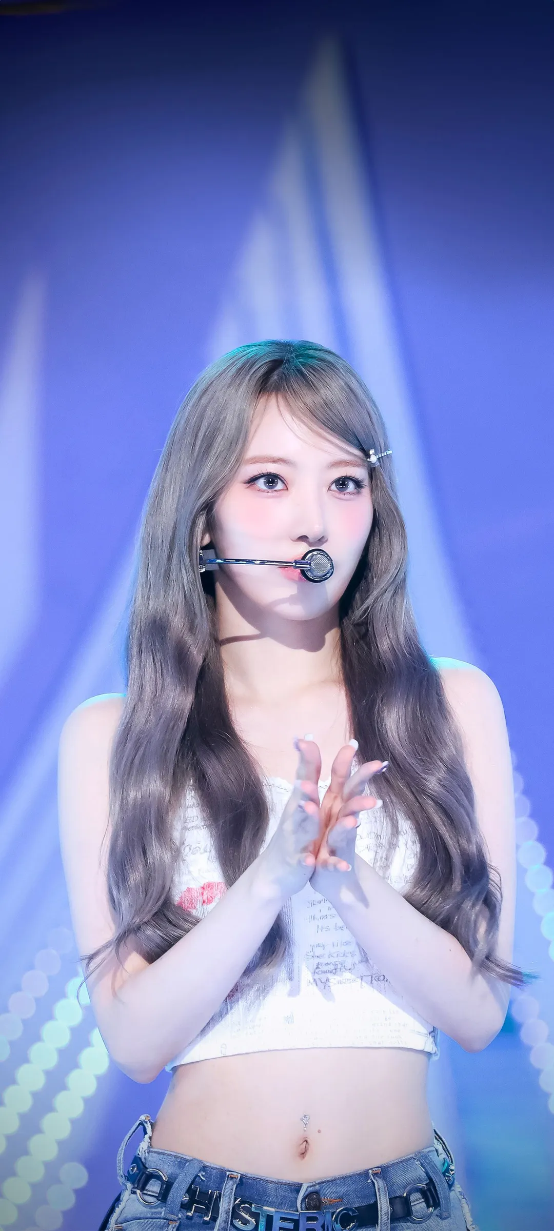 Fond d'écran de verrouillage mobile Sakura Miyawaki 4K HD télécharger — IZ*ONE, LE SSERAFIM