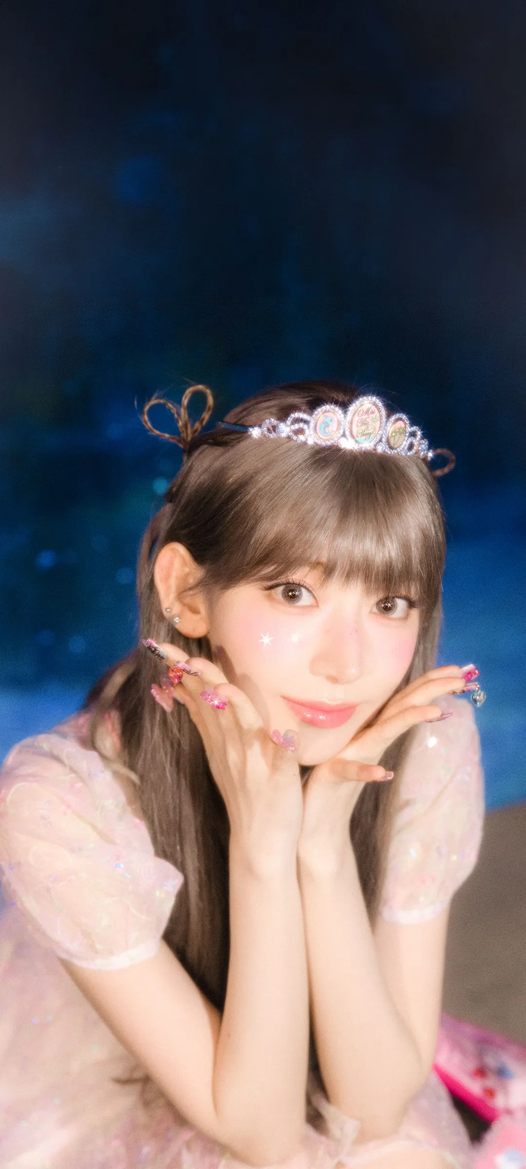 Fond d'écran de verrouillage mobile Sakura Miyawaki 4K HD télécharger — IZ*ONE, LE SSERAFIM