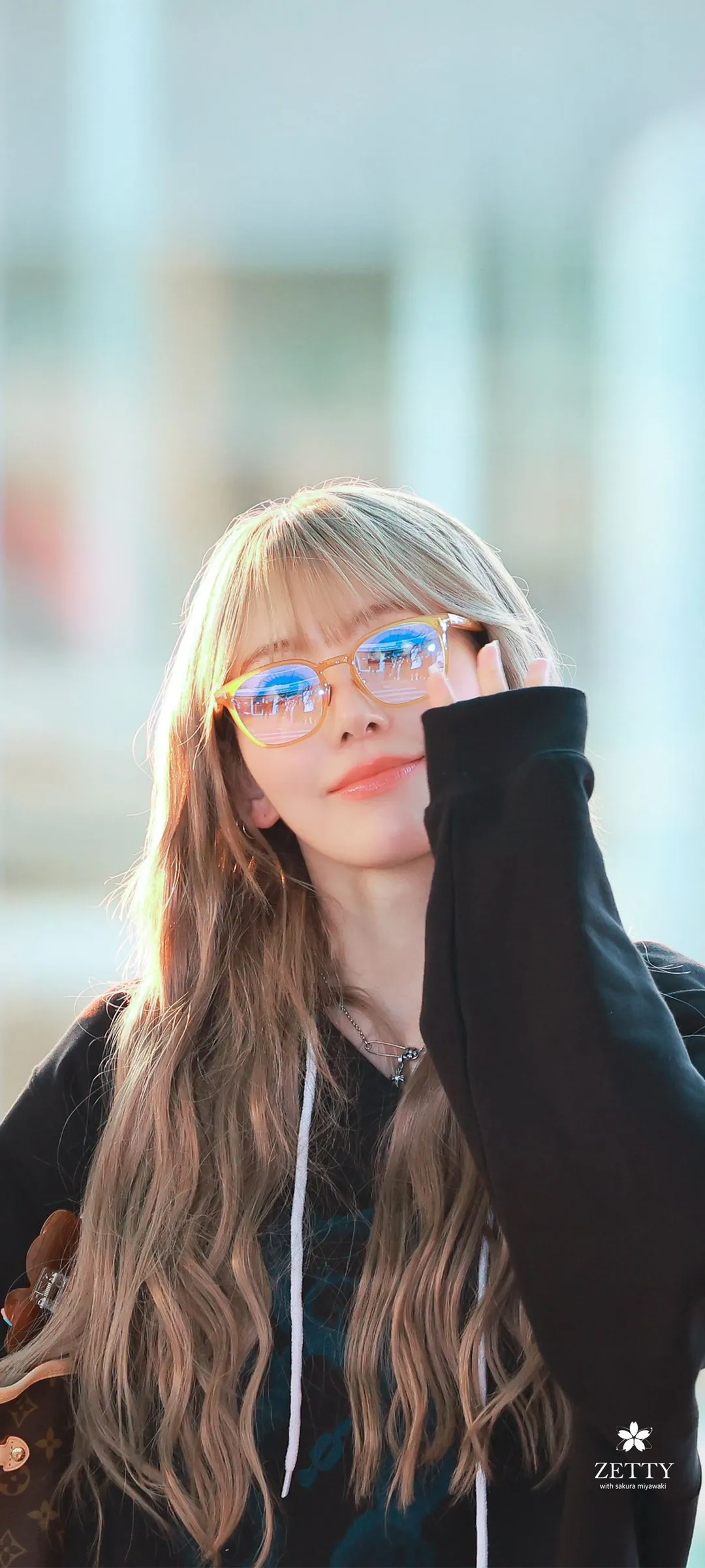 Fond d'écran de verrouillage mobile Sakura Miyawaki 4K HD télécharger — IZ*ONE, LE SSERAFIM