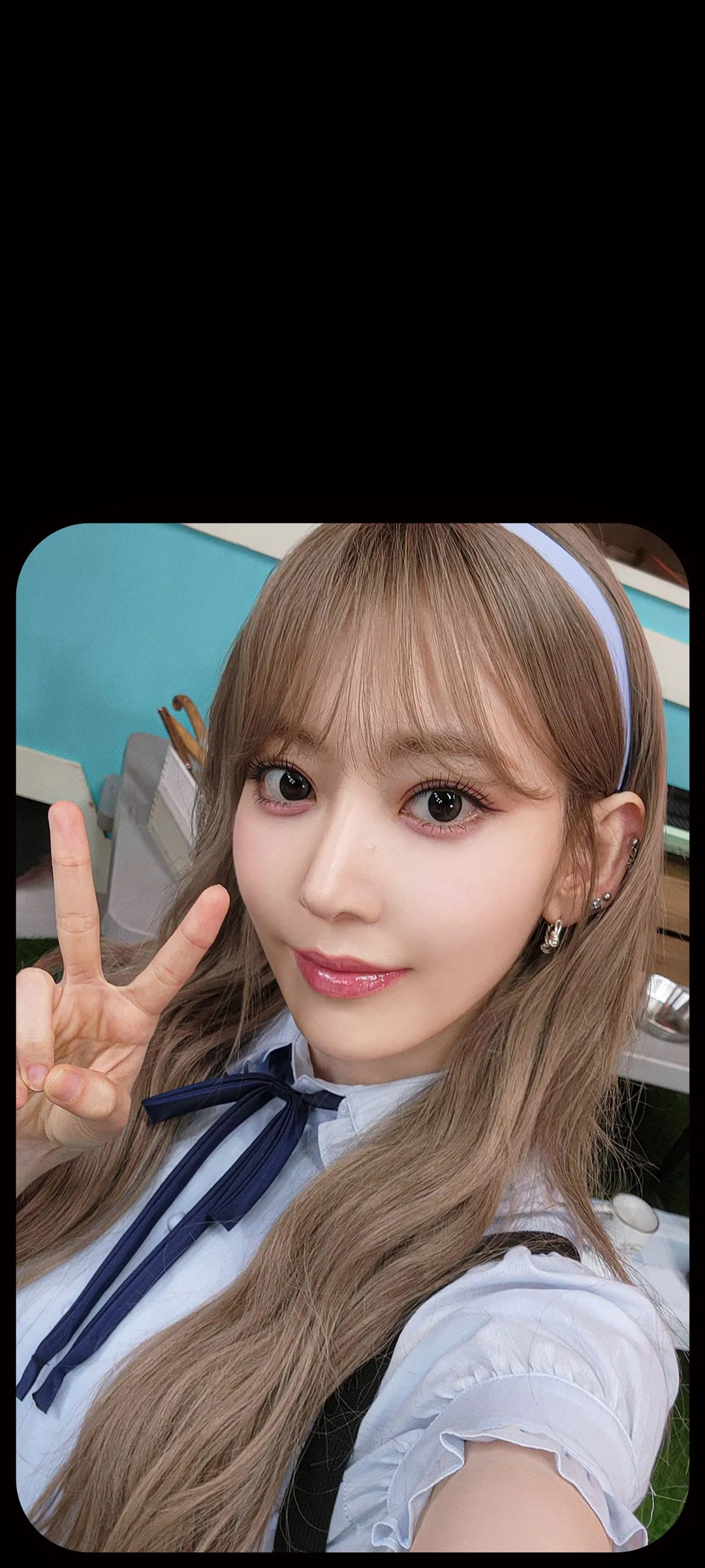 Fond d'écran de verrouillage mobile Sakura Miyawaki 4K HD télécharger — IZ*ONE, LE SSERAFIM
