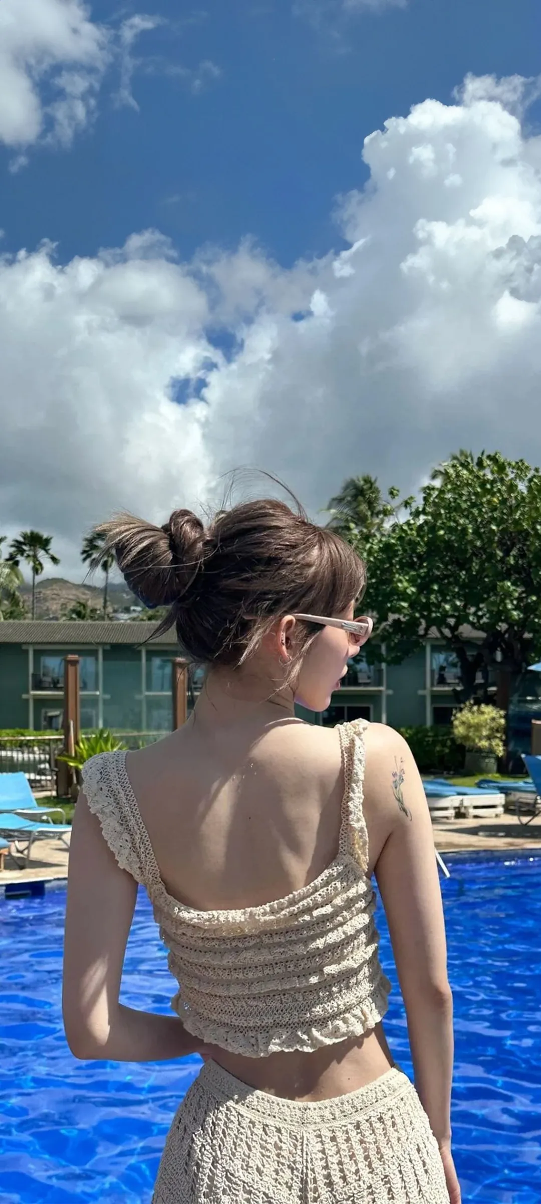 Fond d'écran de verrouillage mobile Sakura Miyawaki 4K HD télécharger — IZ*ONE, LE SSERAFIM