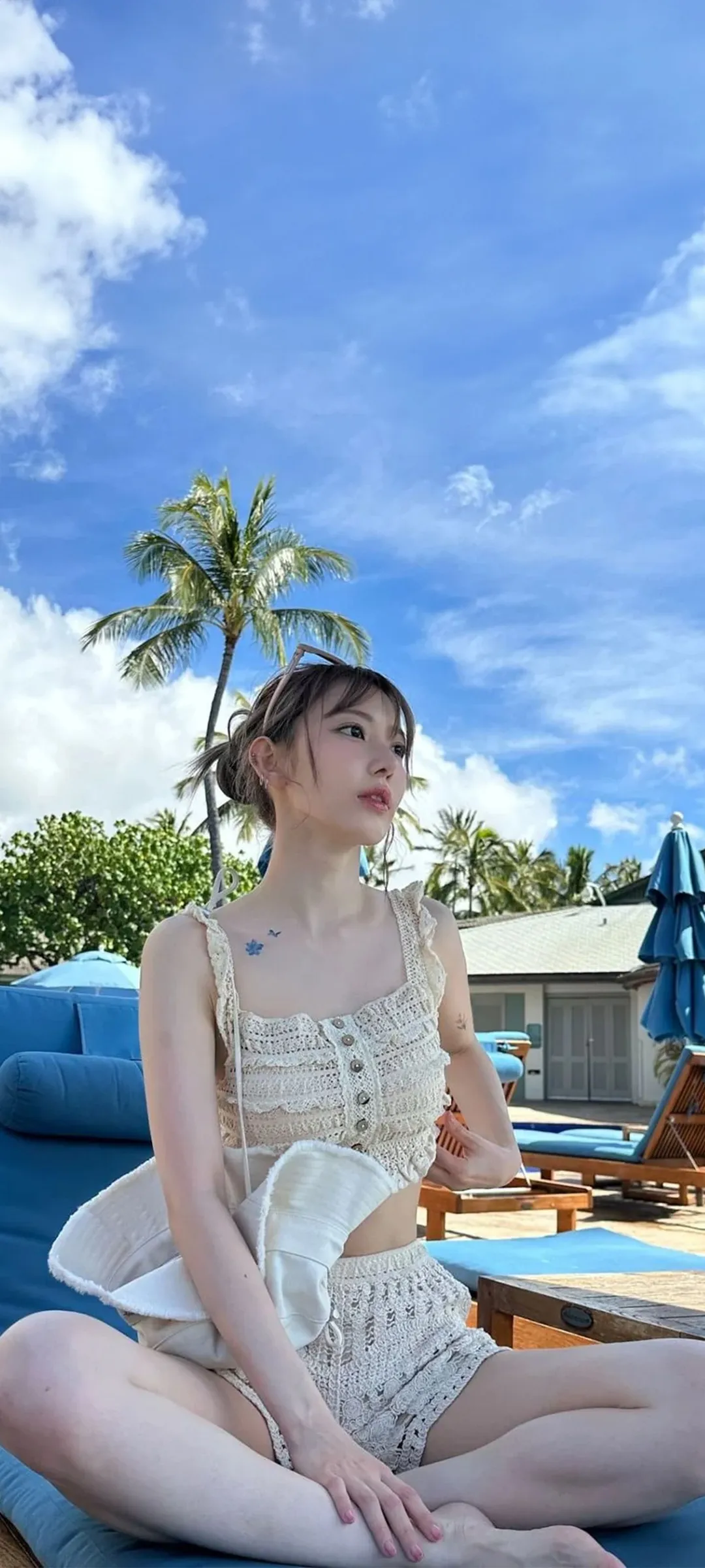 Fond d'écran de verrouillage mobile Sakura Miyawaki 4K HD télécharger — IZ*ONE, LE SSERAFIM