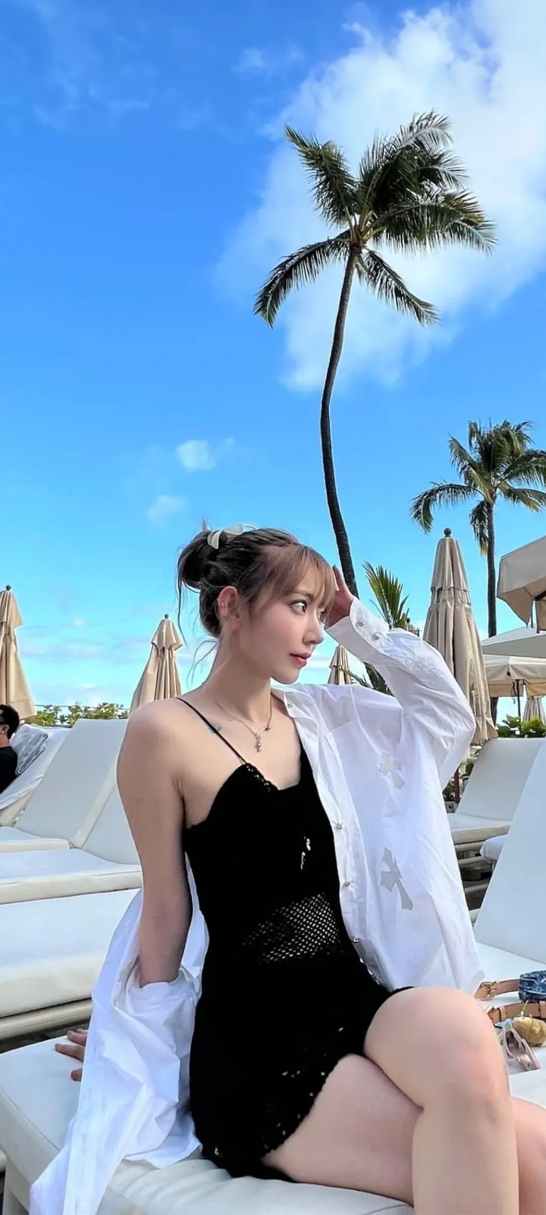 Fond d'écran de verrouillage mobile Sakura Miyawaki 4K HD télécharger — IZ*ONE, LE SSERAFIM