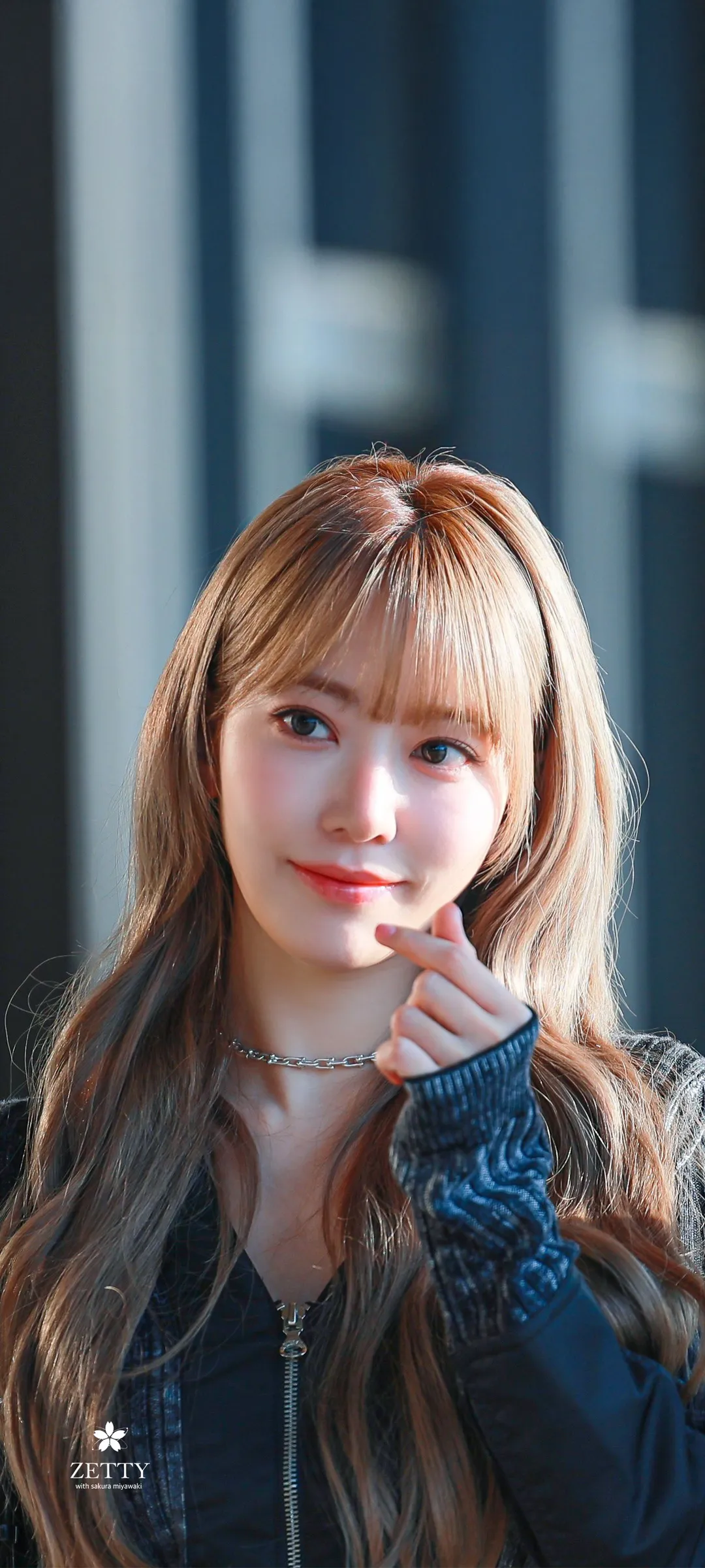 Fond d'écran de verrouillage mobile Sakura Miyawaki 4K HD télécharger — IZ*ONE, LE SSERAFIM
