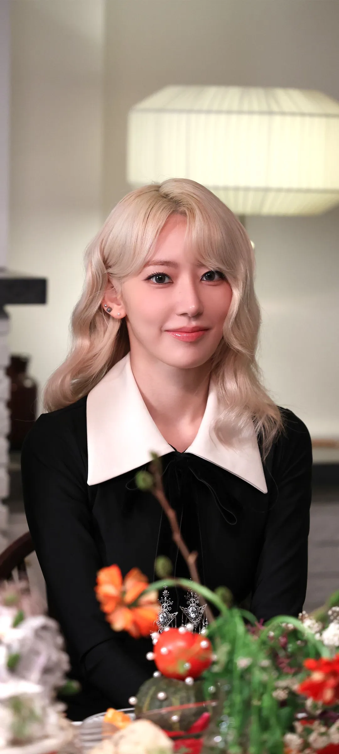 Fond d'écran de verrouillage mobile Sakura Miyawaki 4K HD télécharger — IZ*ONE, LE SSERAFIM