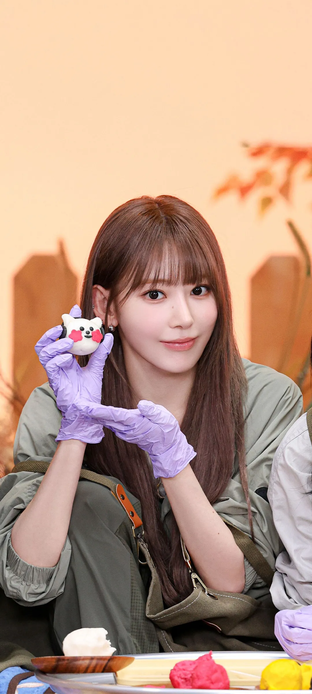 Fond d'écran de verrouillage mobile Sakura Miyawaki 4K HD télécharger — IZ*ONE, LE SSERAFIM