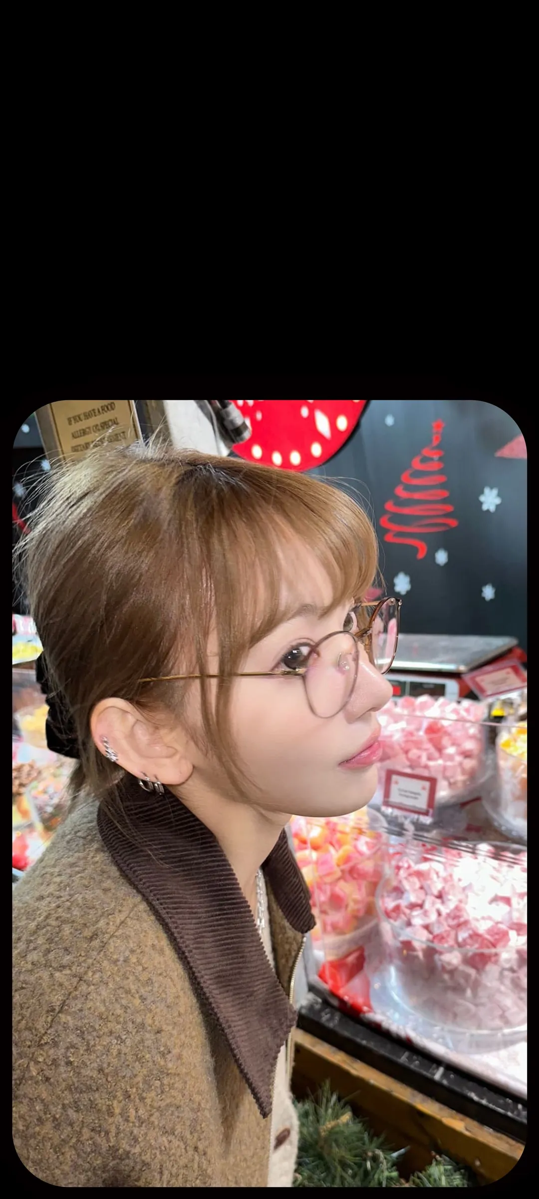 Fond d'écran de verrouillage mobile Sakura Miyawaki 4K HD télécharger — IZ*ONE, LE SSERAFIM