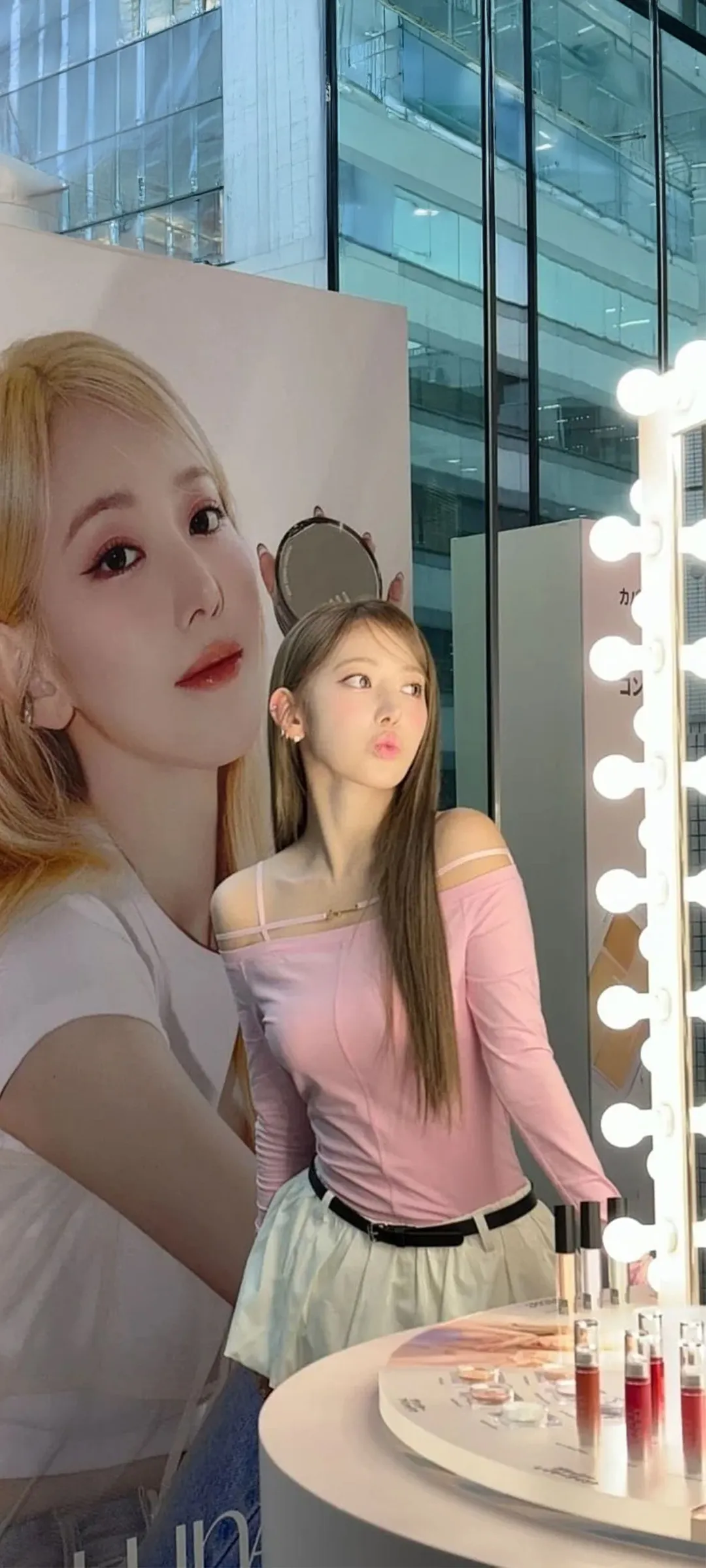Fond d'écran de verrouillage mobile Sakura Miyawaki 4K HD télécharger — IZ*ONE, LE SSERAFIM