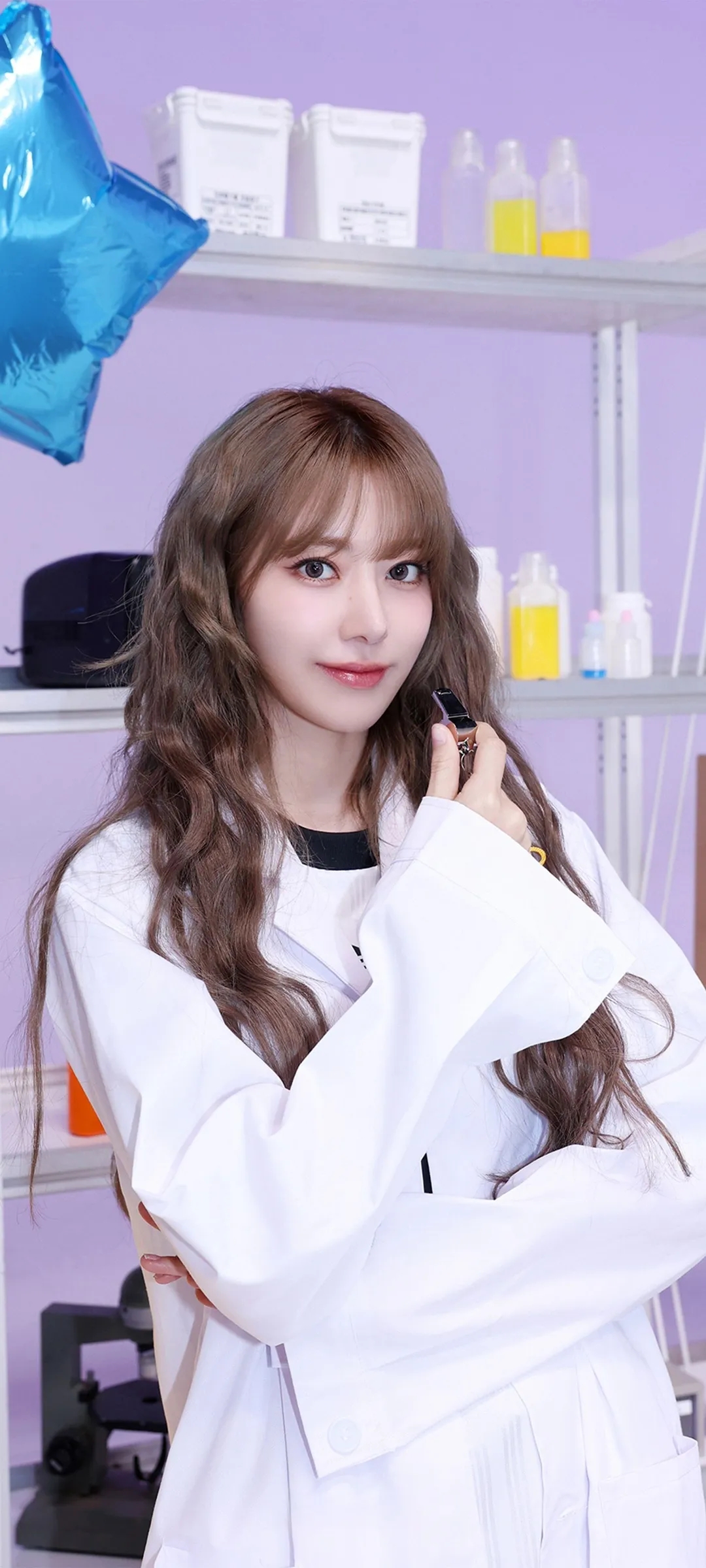 Fond d'écran de verrouillage mobile Sakura Miyawaki 4K HD télécharger — IZ*ONE, LE SSERAFIM