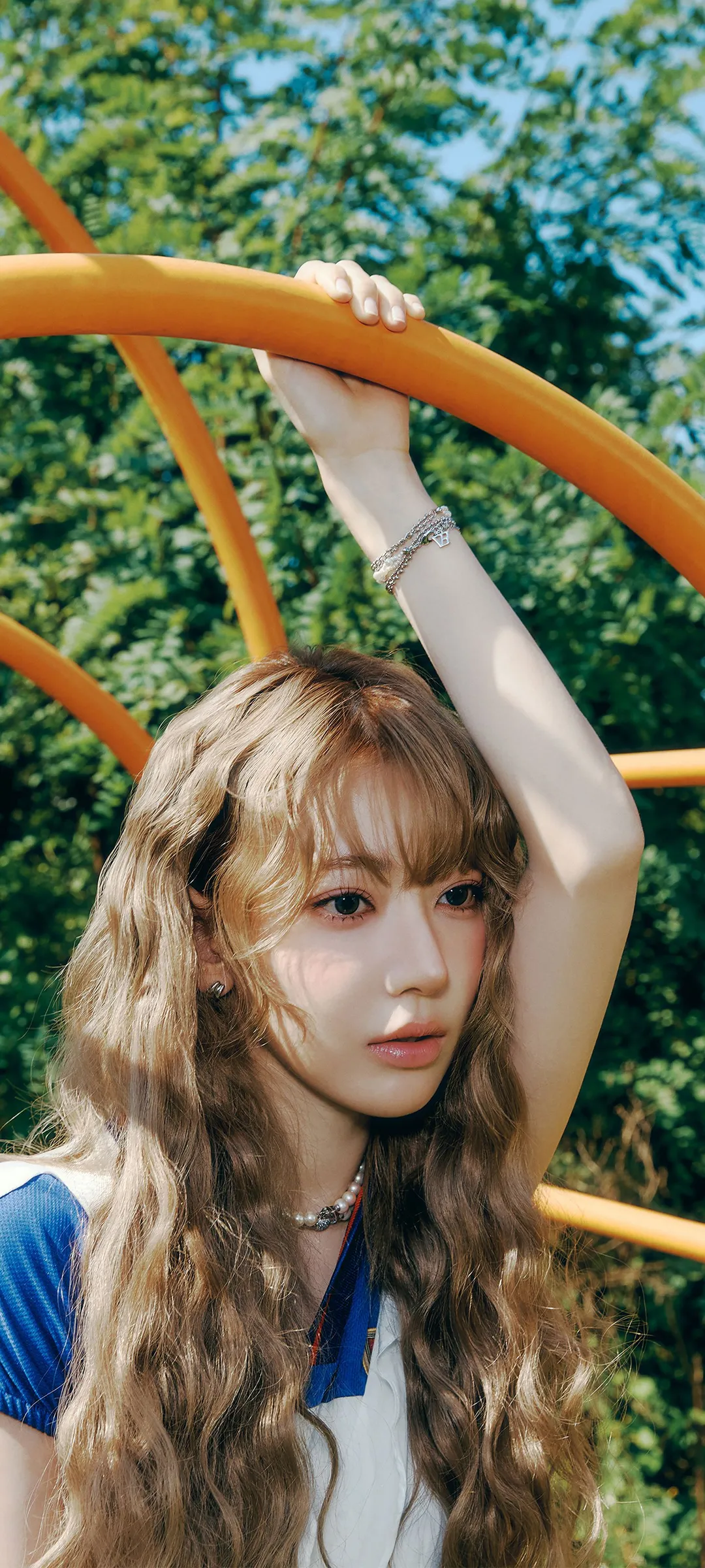 Fond d'écran de verrouillage mobile Sakura Miyawaki 4K HD télécharger — IZ*ONE, LE SSERAFIM