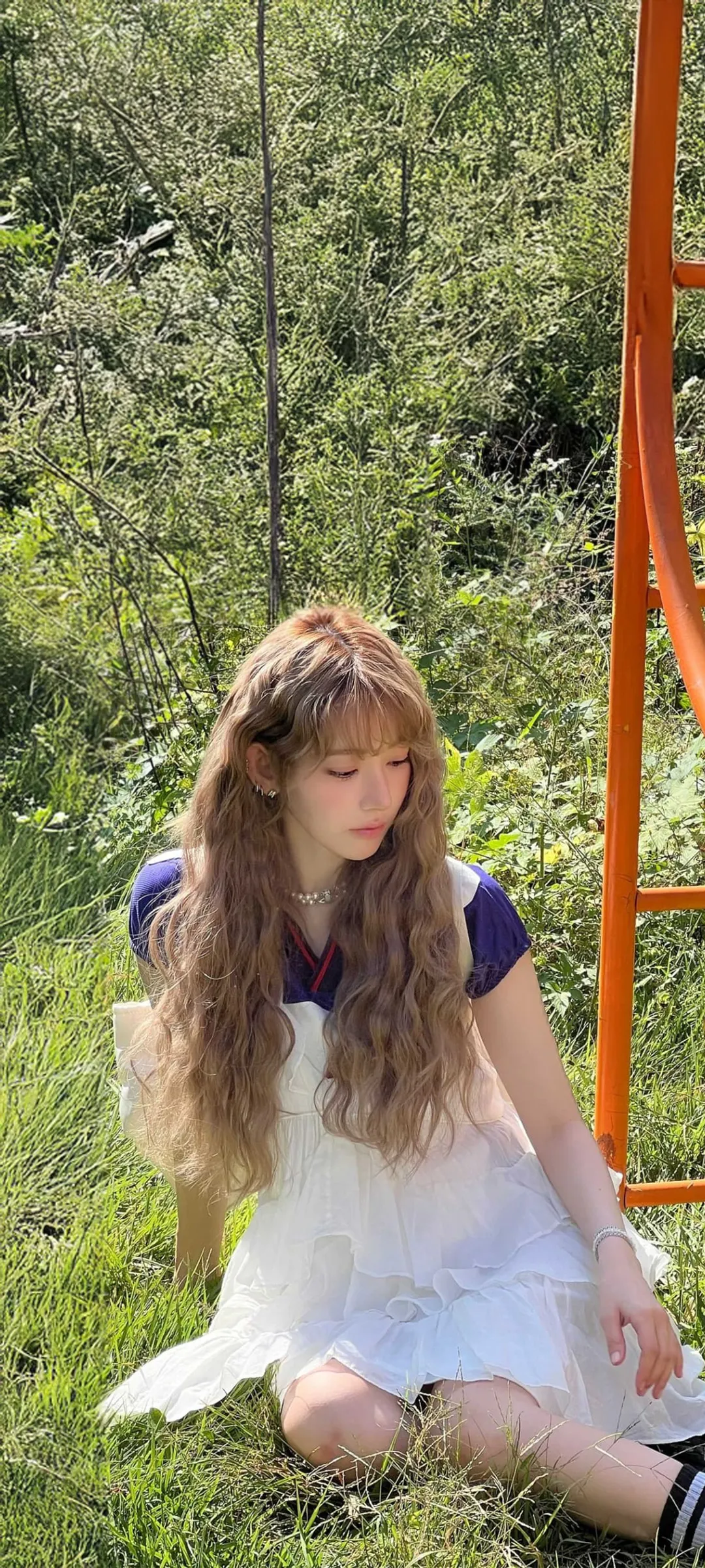 Fond d'écran de verrouillage mobile Sakura Miyawaki 4K HD télécharger — IZ*ONE, LE SSERAFIM