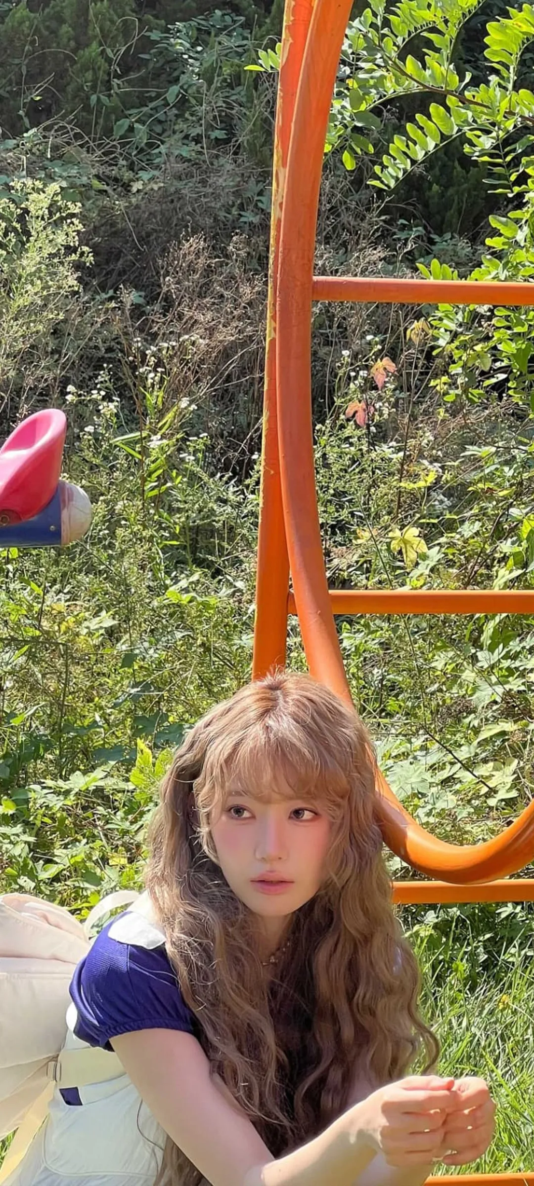 Fond d'écran de verrouillage mobile Sakura Miyawaki 4K HD télécharger — IZ*ONE, LE SSERAFIM