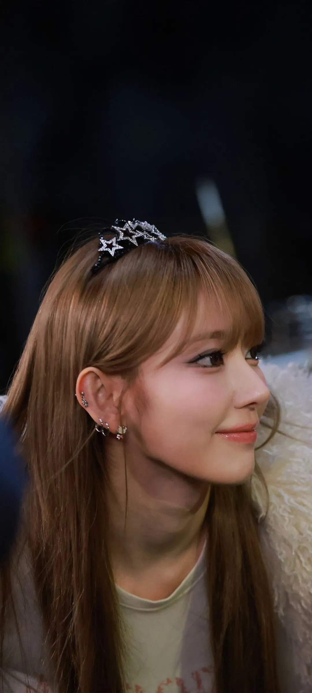 Fond d'écran de verrouillage mobile Sakura Miyawaki 4K HD télécharger — IZ*ONE, LE SSERAFIM