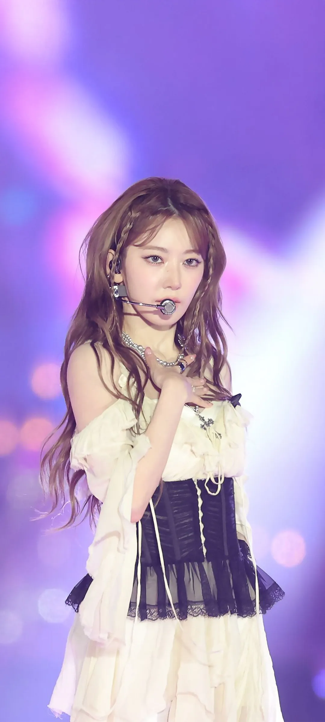 Fond d'écran de verrouillage mobile Sakura Miyawaki 4K HD télécharger — IZ*ONE, LE SSERAFIM