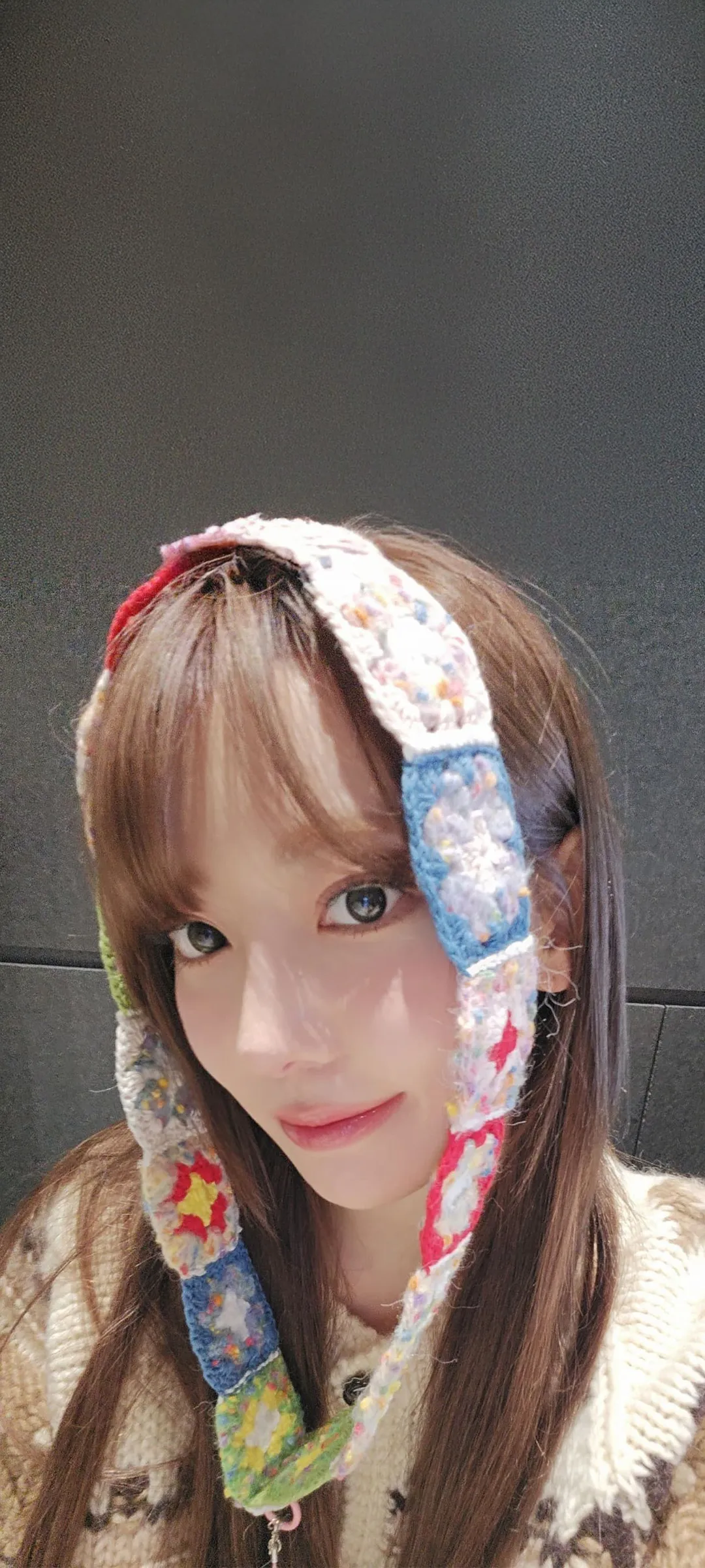 Fond d'écran de verrouillage mobile Sakura Miyawaki 4K HD télécharger — IZ*ONE, LE SSERAFIM