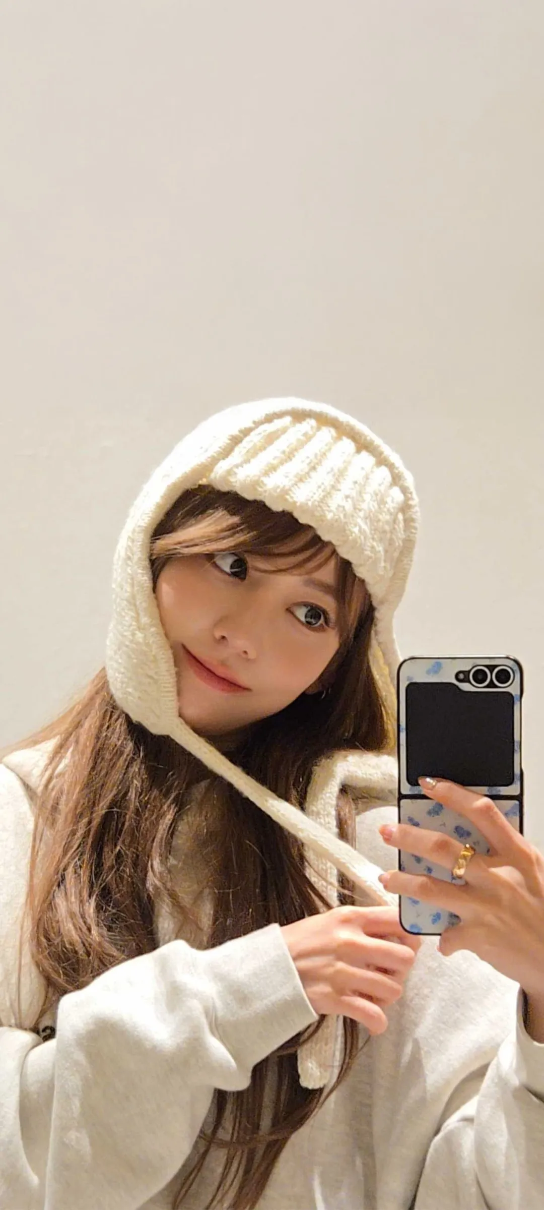 Fond d'écran de verrouillage mobile Sakura Miyawaki 4K HD télécharger — IZ*ONE, LE SSERAFIM