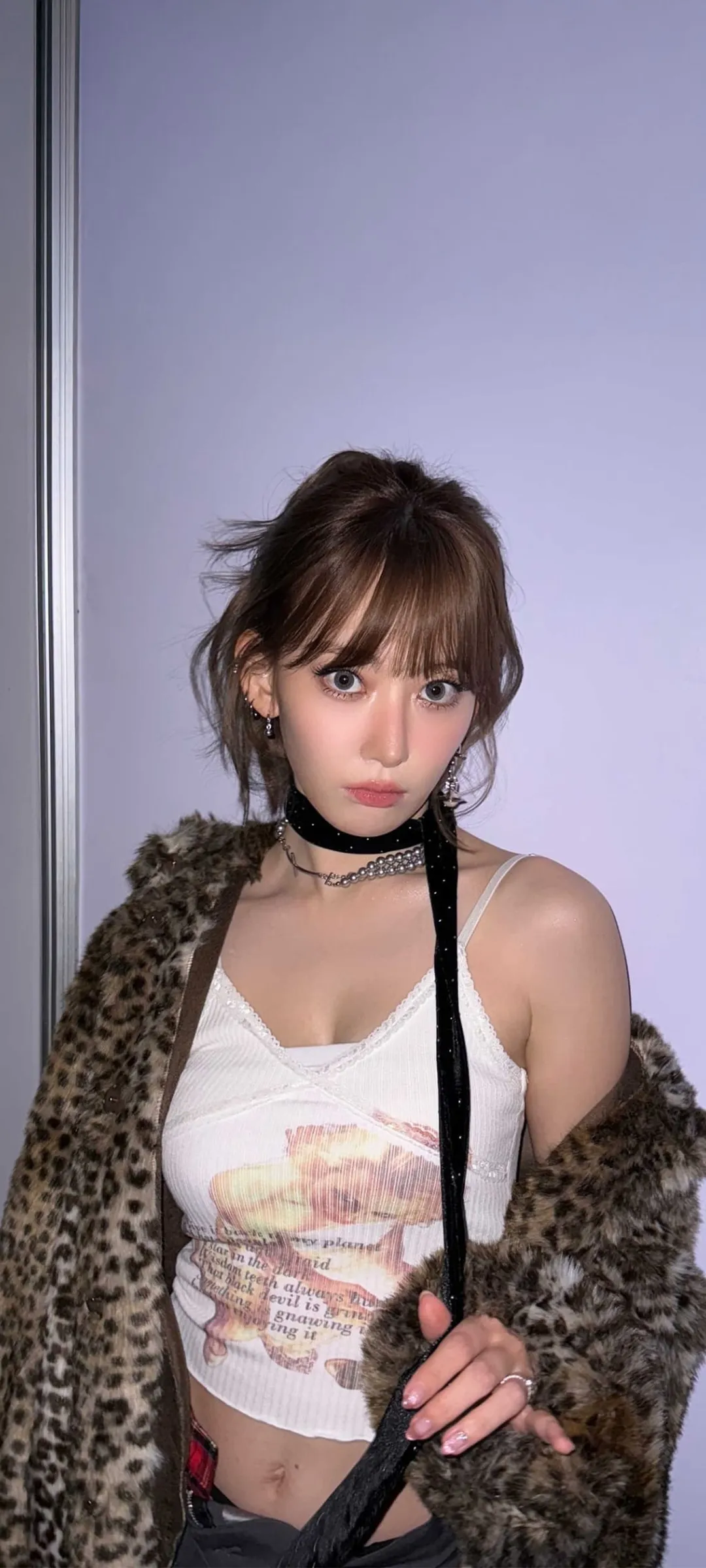 Fond d'écran de verrouillage mobile Sakura Miyawaki 4K HD télécharger — IZ*ONE, LE SSERAFIM