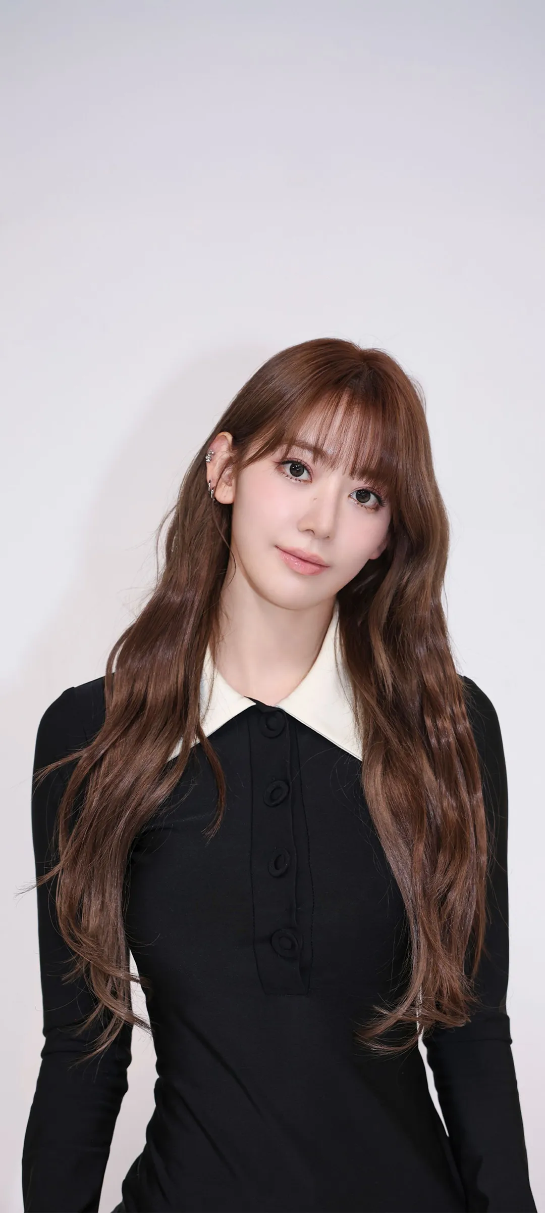 Fond d'écran de verrouillage mobile Sakura Miyawaki 4K HD télécharger — IZ*ONE, LE SSERAFIM