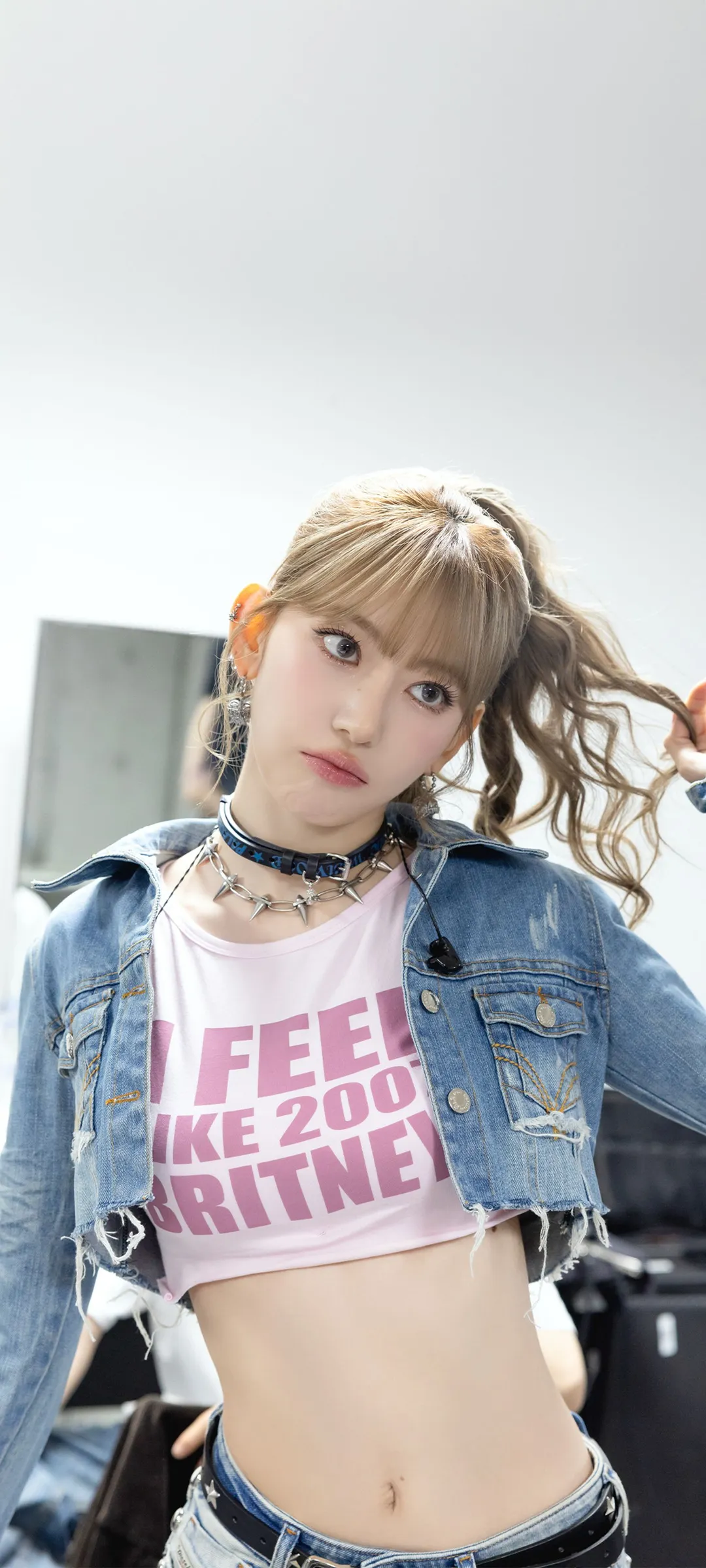 Fond d'écran de verrouillage mobile Sakura Miyawaki 4K HD télécharger — IZ*ONE, LE SSERAFIM