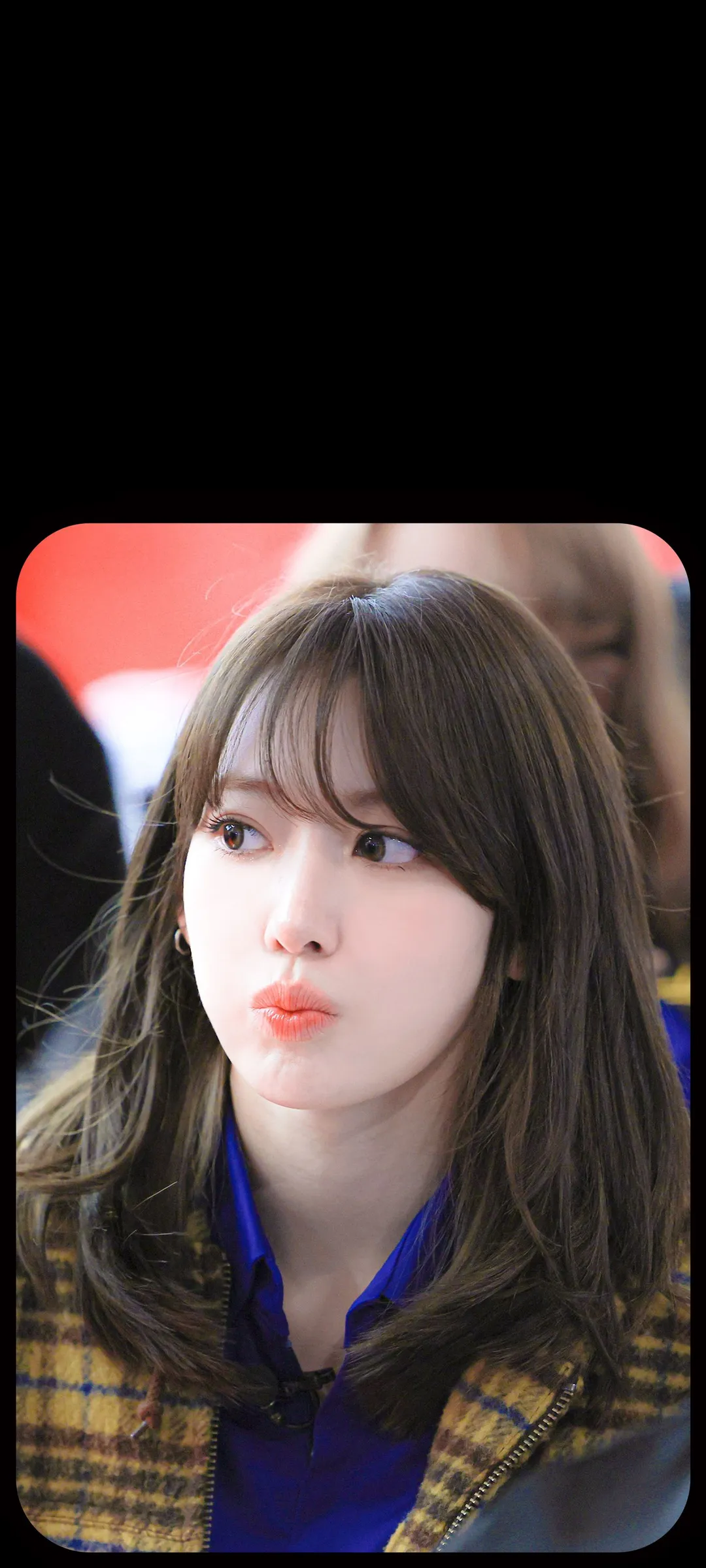Fond d'écran de verrouillage mobile Sakura Miyawaki 4K HD télécharger — IZ*ONE, LE SSERAFIM