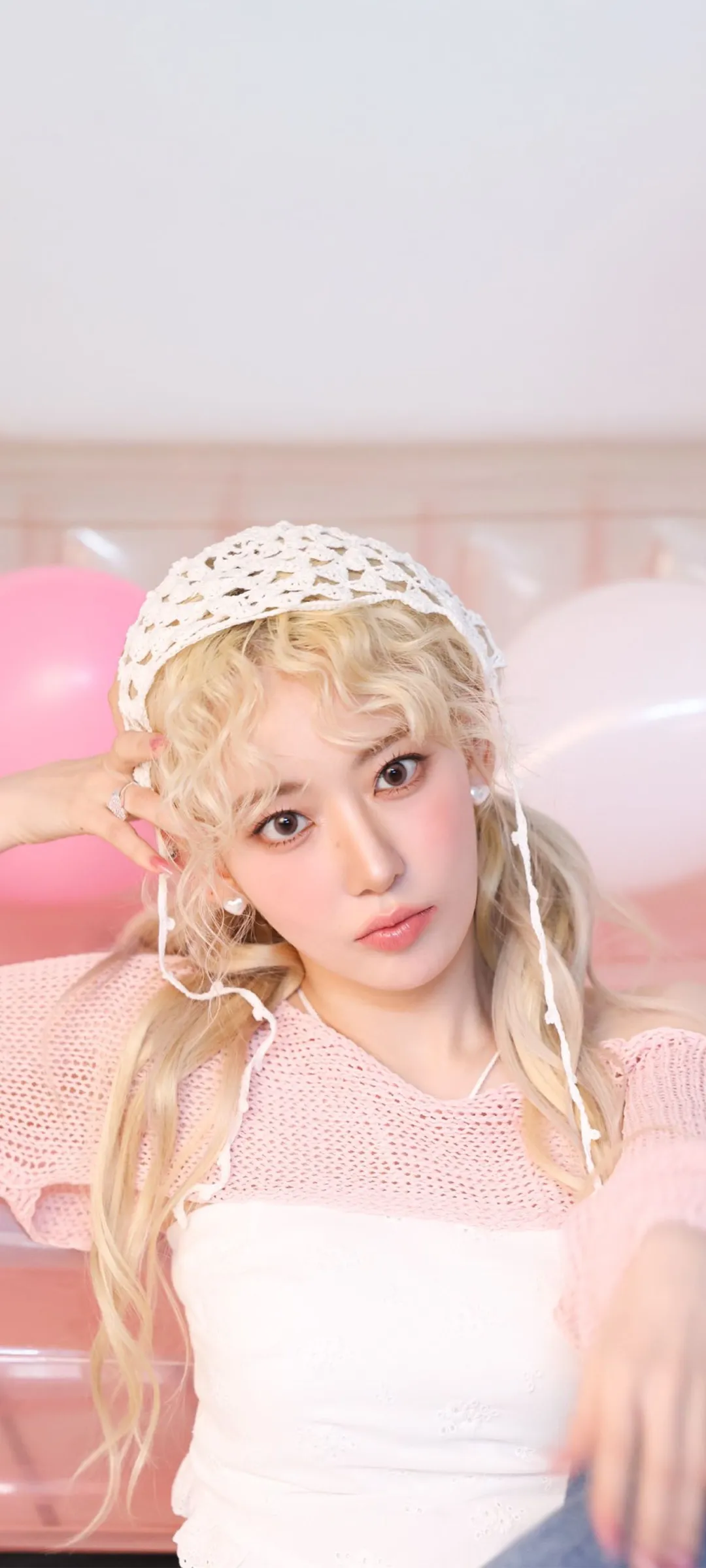 Fond d'écran de verrouillage mobile Sakura Miyawaki 4K HD télécharger — IZ*ONE, LE SSERAFIM