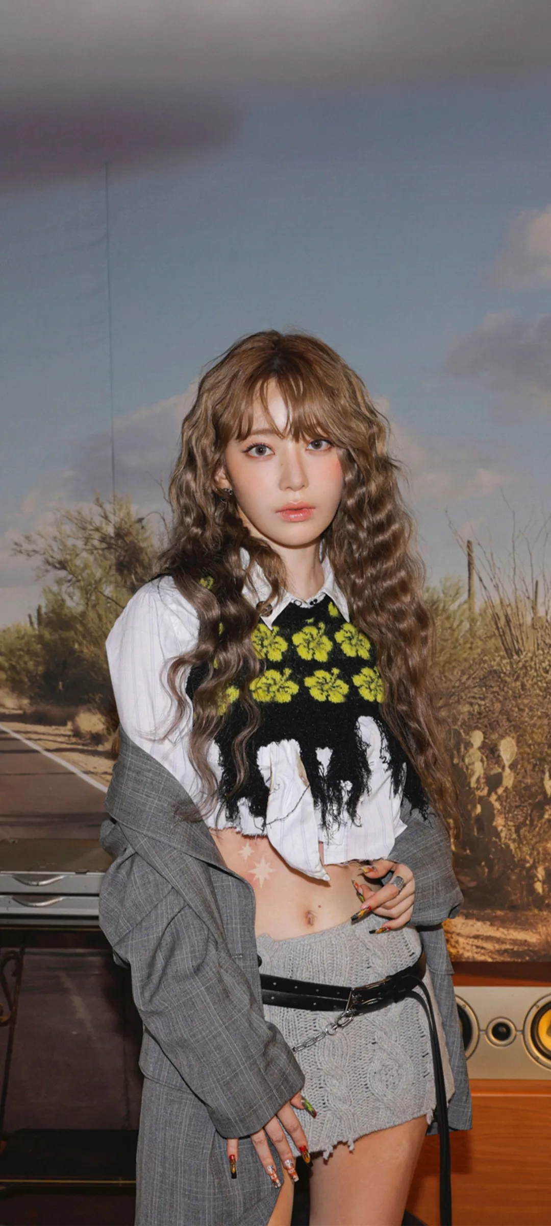 Fond d'écran de verrouillage mobile Sakura Miyawaki 4K HD télécharger — IZ*ONE, LE SSERAFIM