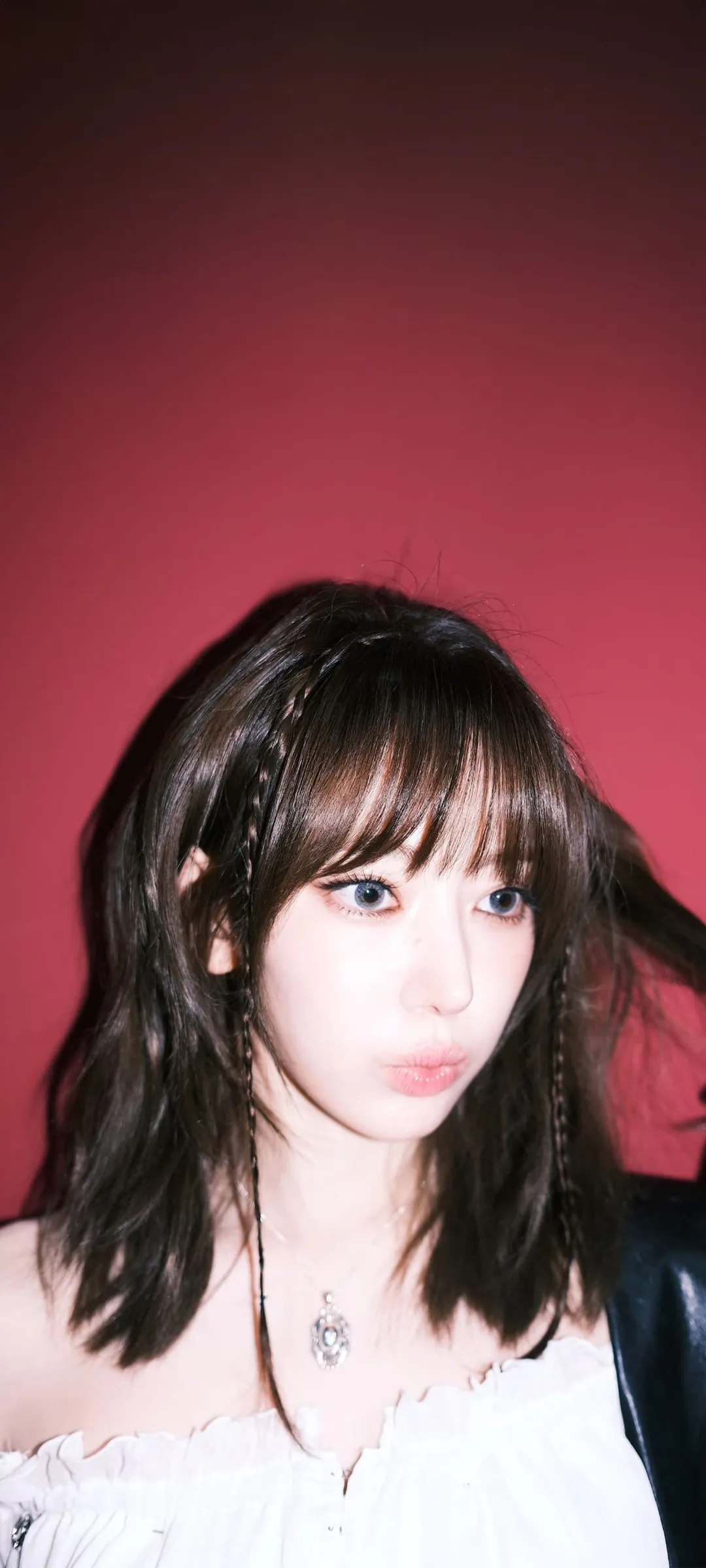 Fond d'écran de verrouillage mobile Sakura Miyawaki 4K HD télécharger — IZ*ONE, LE SSERAFIM
