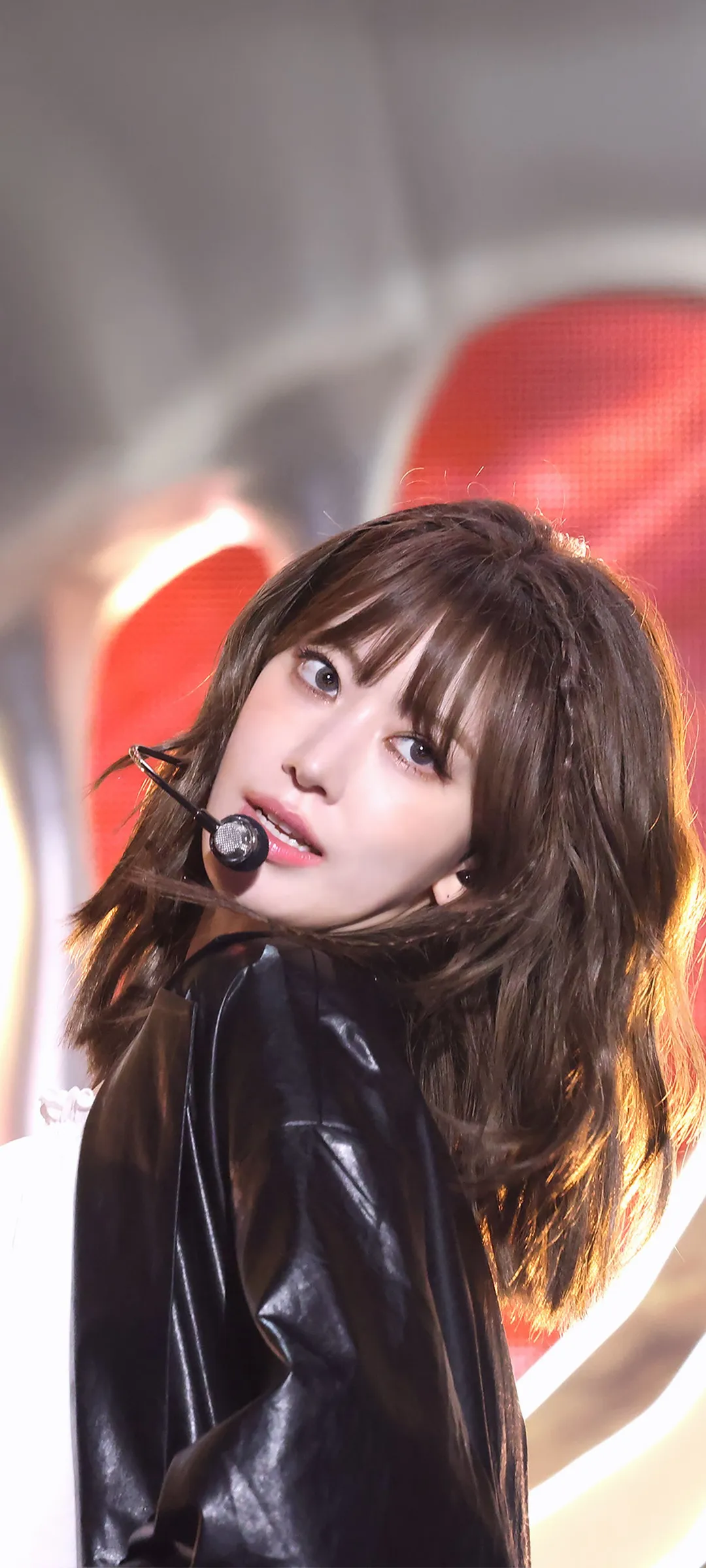 Fond d'écran de verrouillage mobile Sakura Miyawaki 4K HD télécharger — IZ*ONE, LE SSERAFIM
